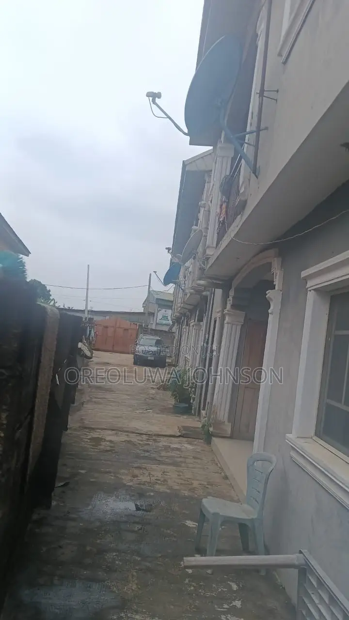 2bdrm Block of Flats in Governors Road for sale
