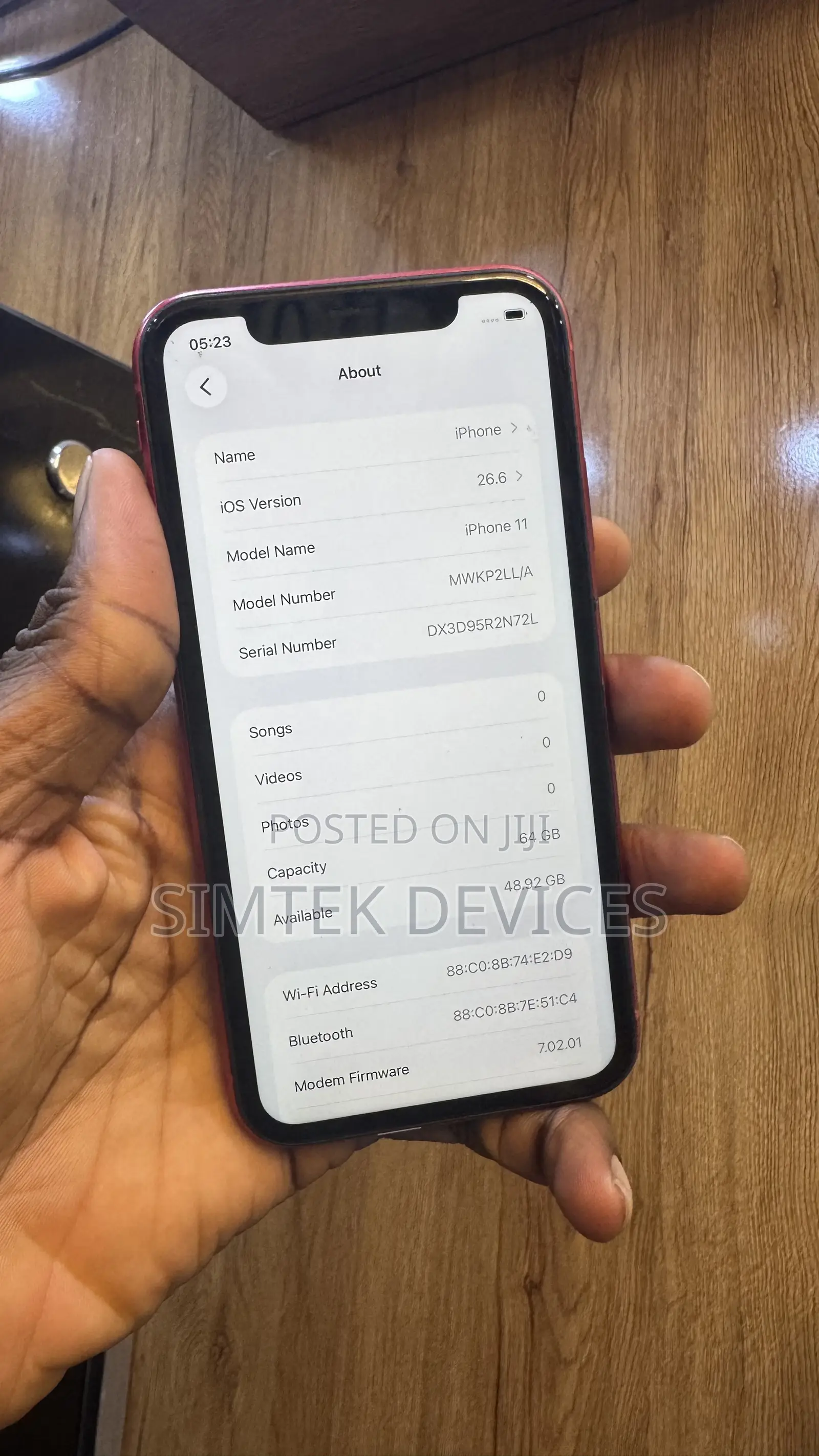 Apple iPhone 11 64 GB Red