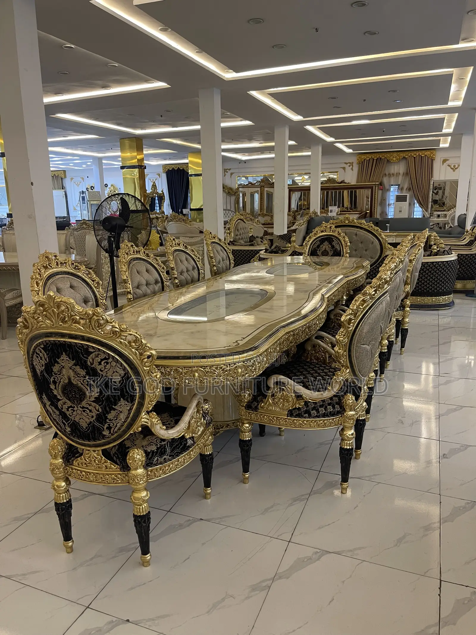 Full Set of High Classic Turkish Royal Fabric Sofa With 10seaterDining
