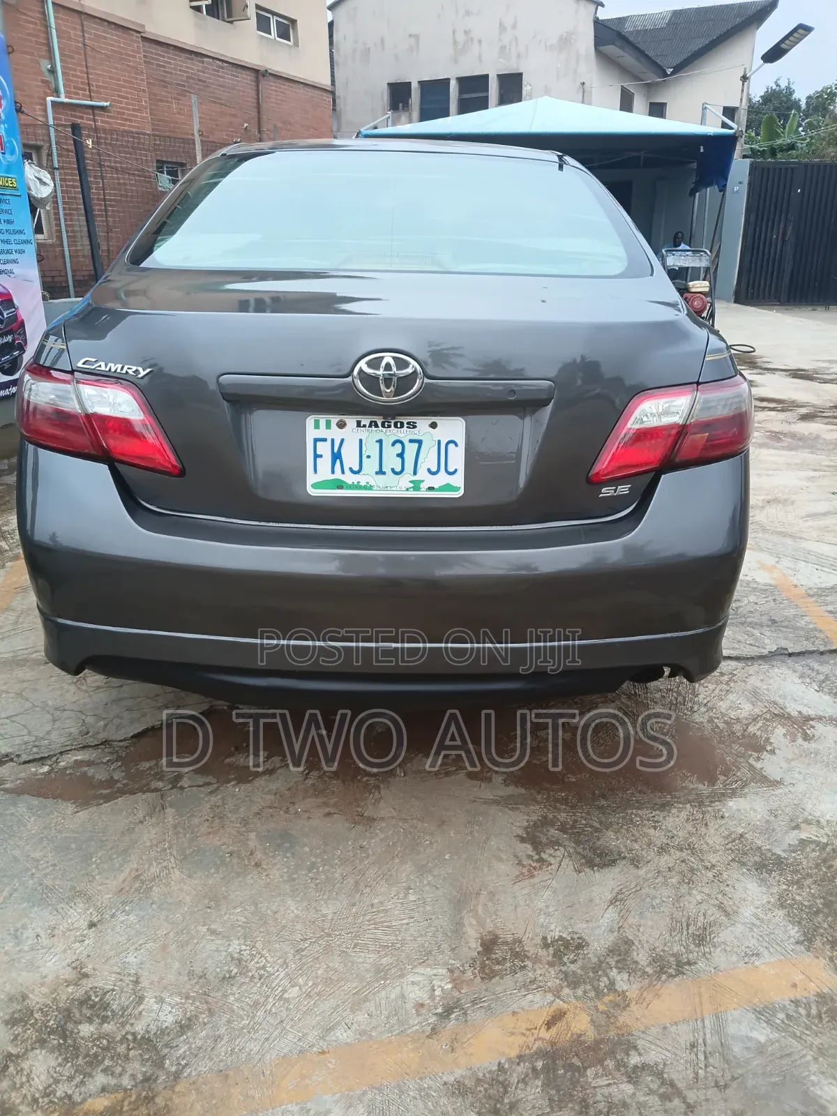 Toyota Camry SE 4dr Sedan (2.4L 4cyl 5A) 2008 Gray