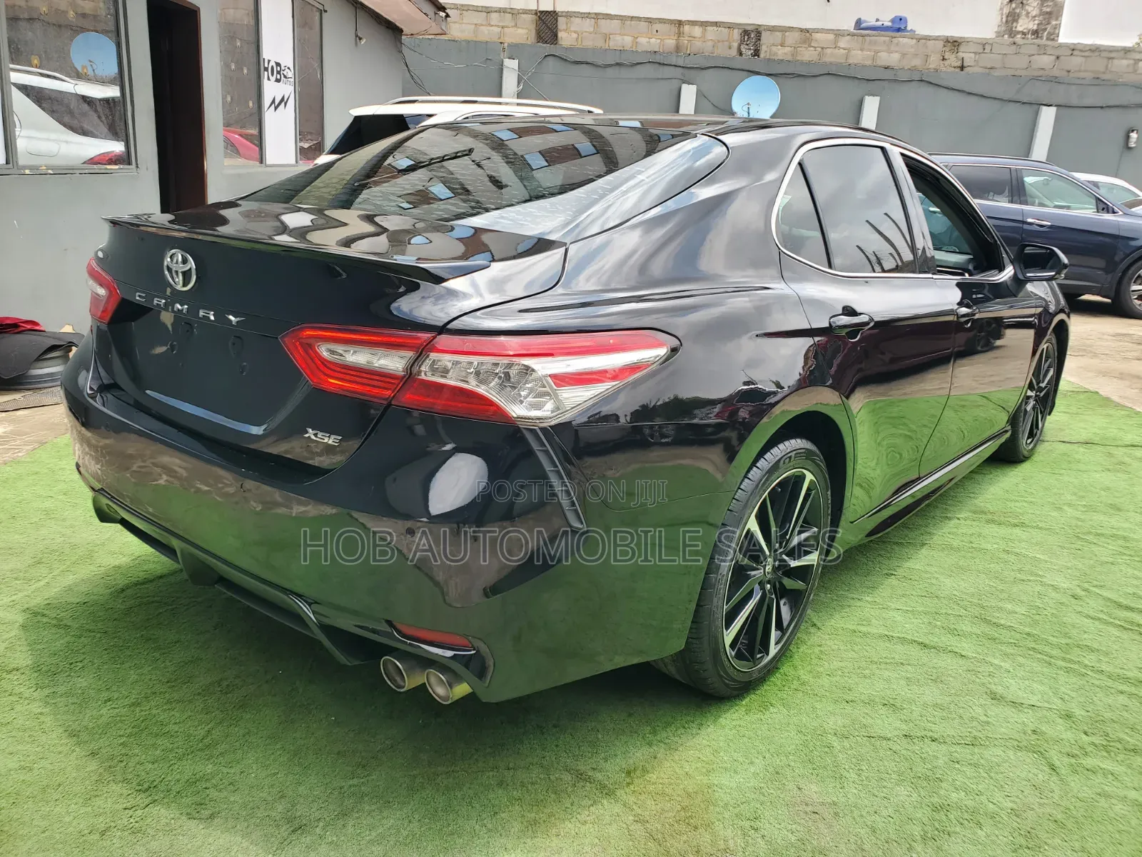 Toyota Camry XSE FWD (2.5L 4cyl 8AM) 2018 Black