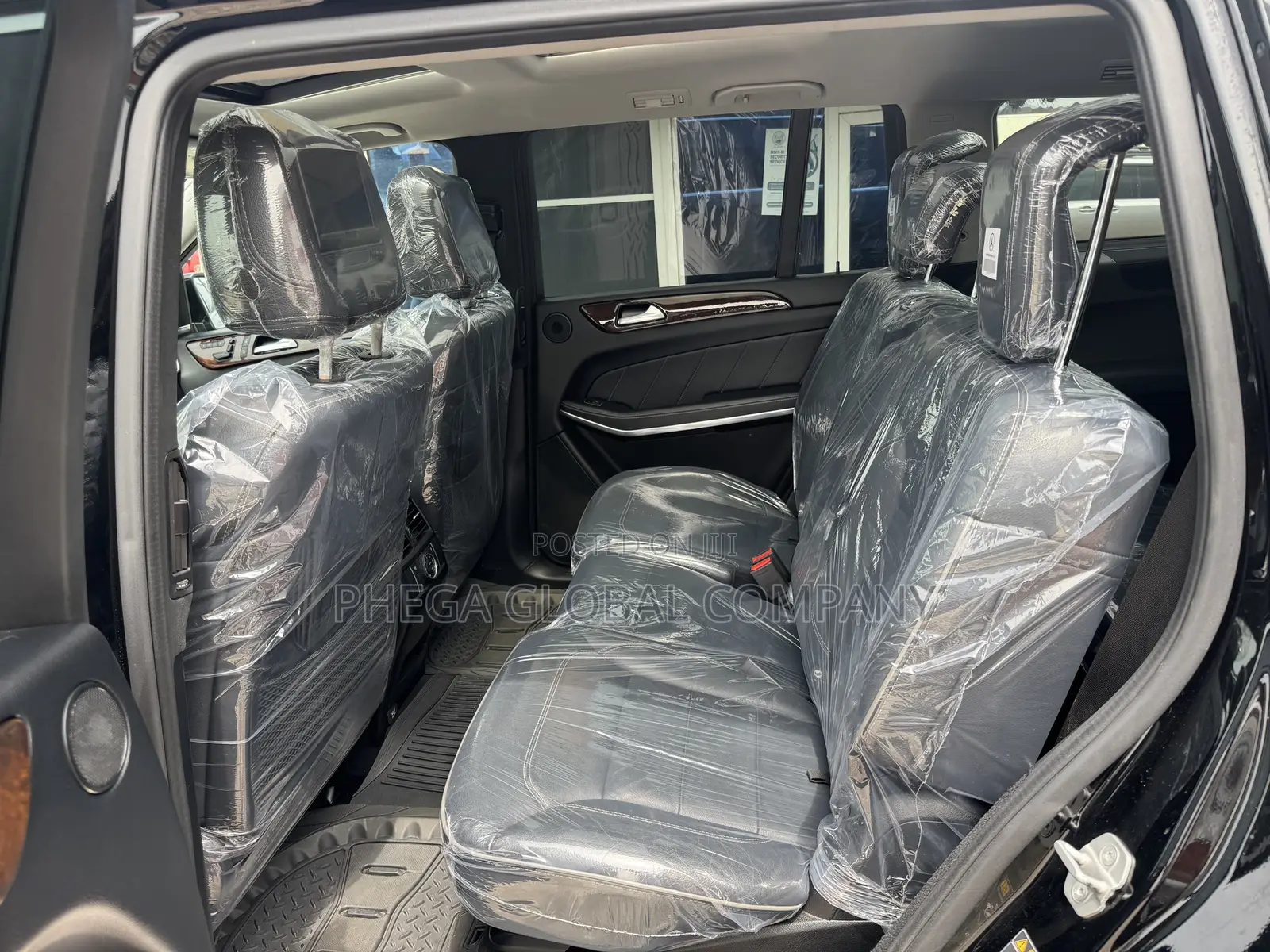 Mercedes-Benz GL-Class GL 550 2013 Black
