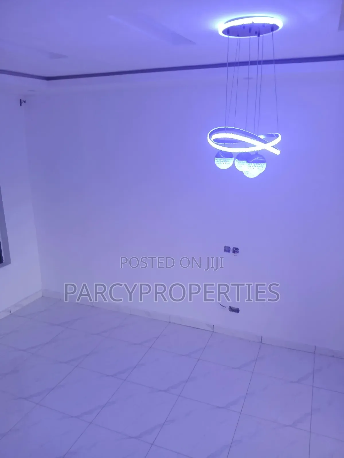 3bdrm Apartment in Lekki Expressway for rent