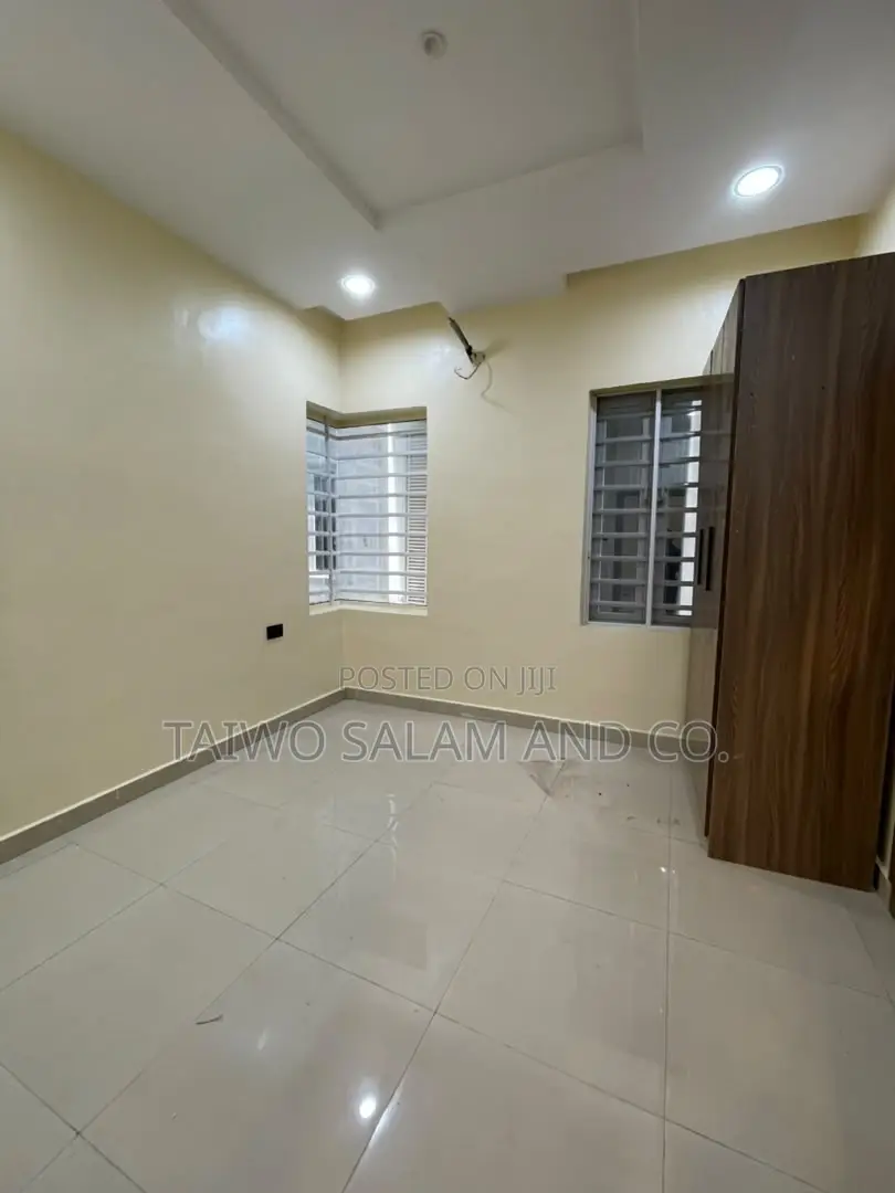 3bdrm Apartment in Bodija for sale