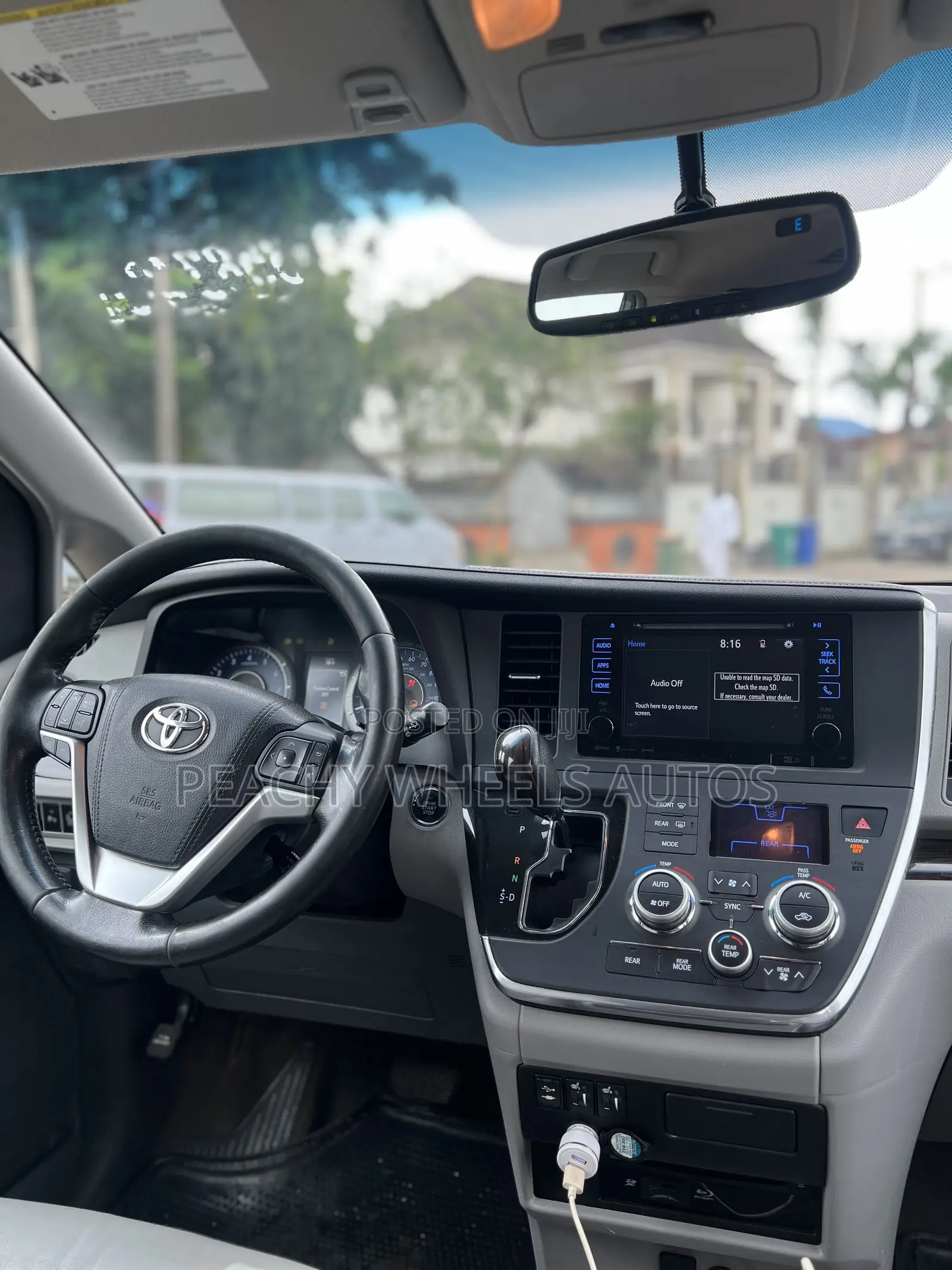 Toyota Sienna 2016 Gray
