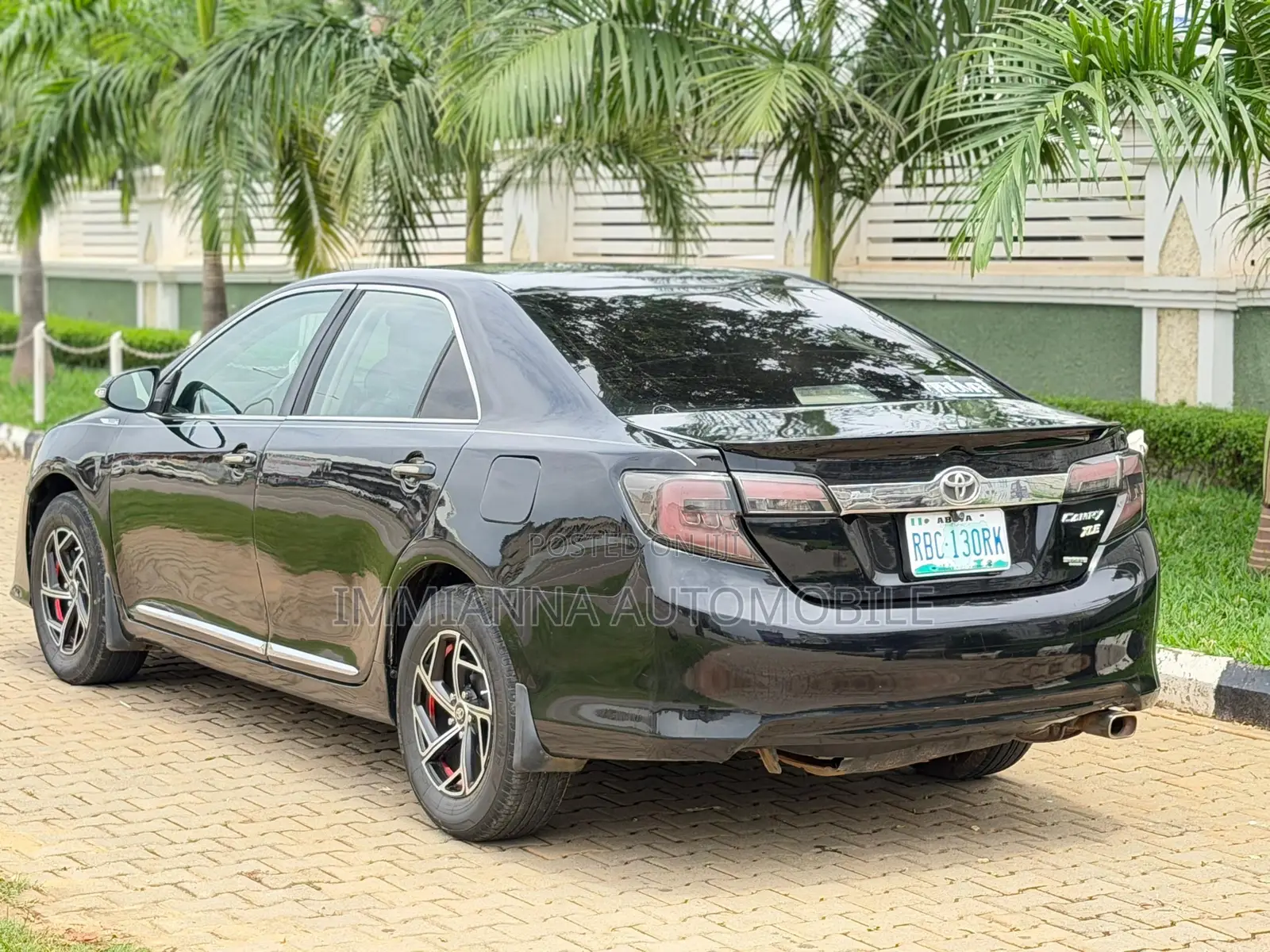 Toyota Camry LE 4dr Sedan (2.5L 4cyl 6A) 2013 Black