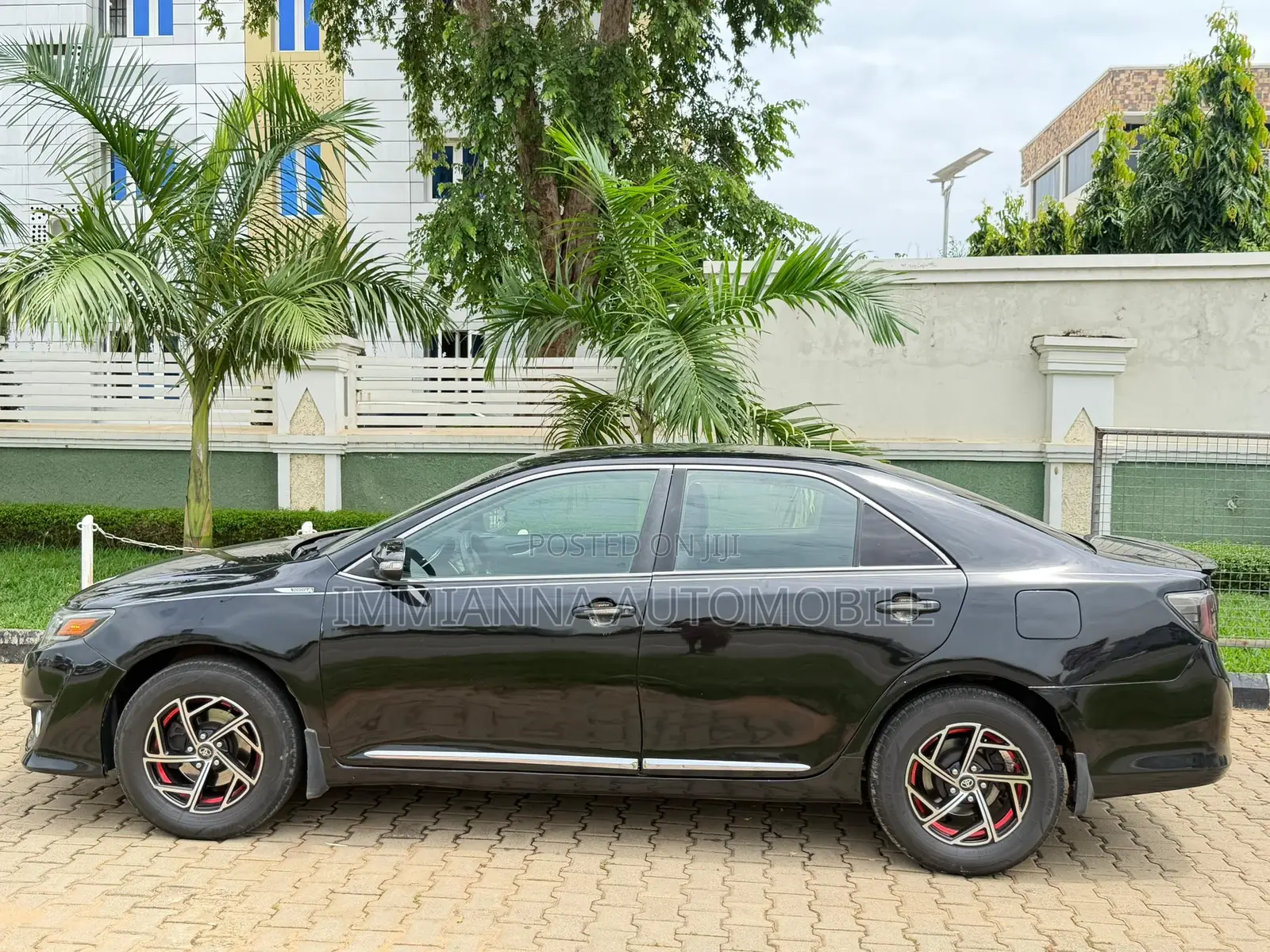 Toyota Camry LE 4dr Sedan (2.5L 4cyl 6A) 2013 Black