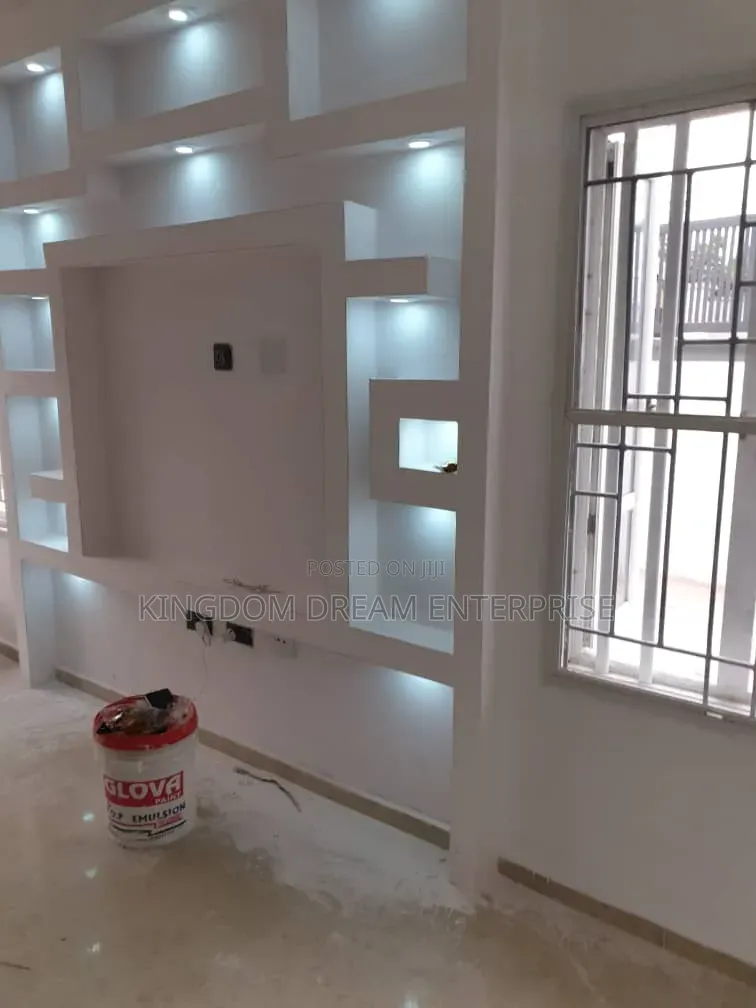 3bdrm Block of Flats in Abulegba Lagos for sale