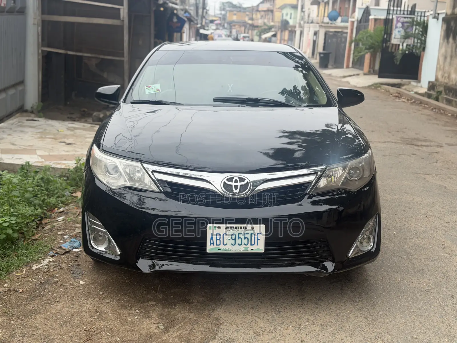 Toyota Camry LE 4dr Sedan (2.5L 4cyl 6A) 2012 Black