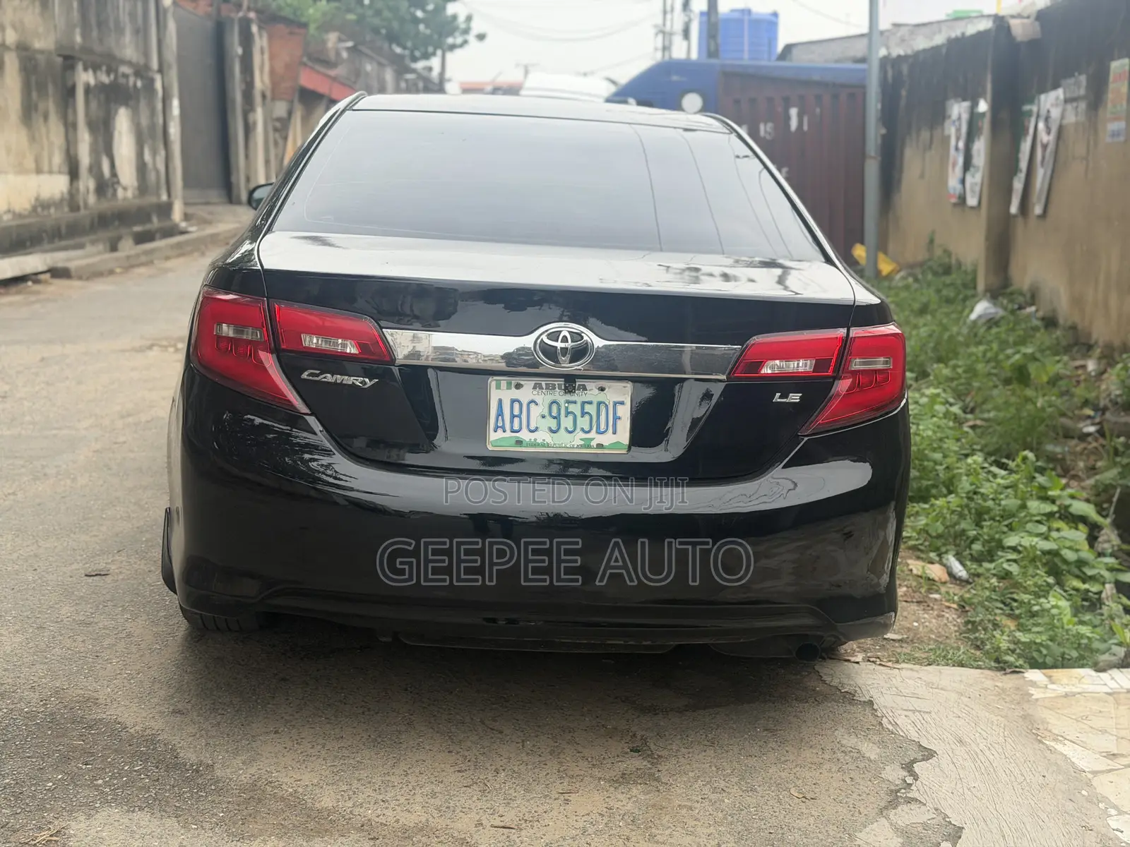 Toyota Camry LE 4dr Sedan (2.5L 4cyl 6A) 2012 Black
