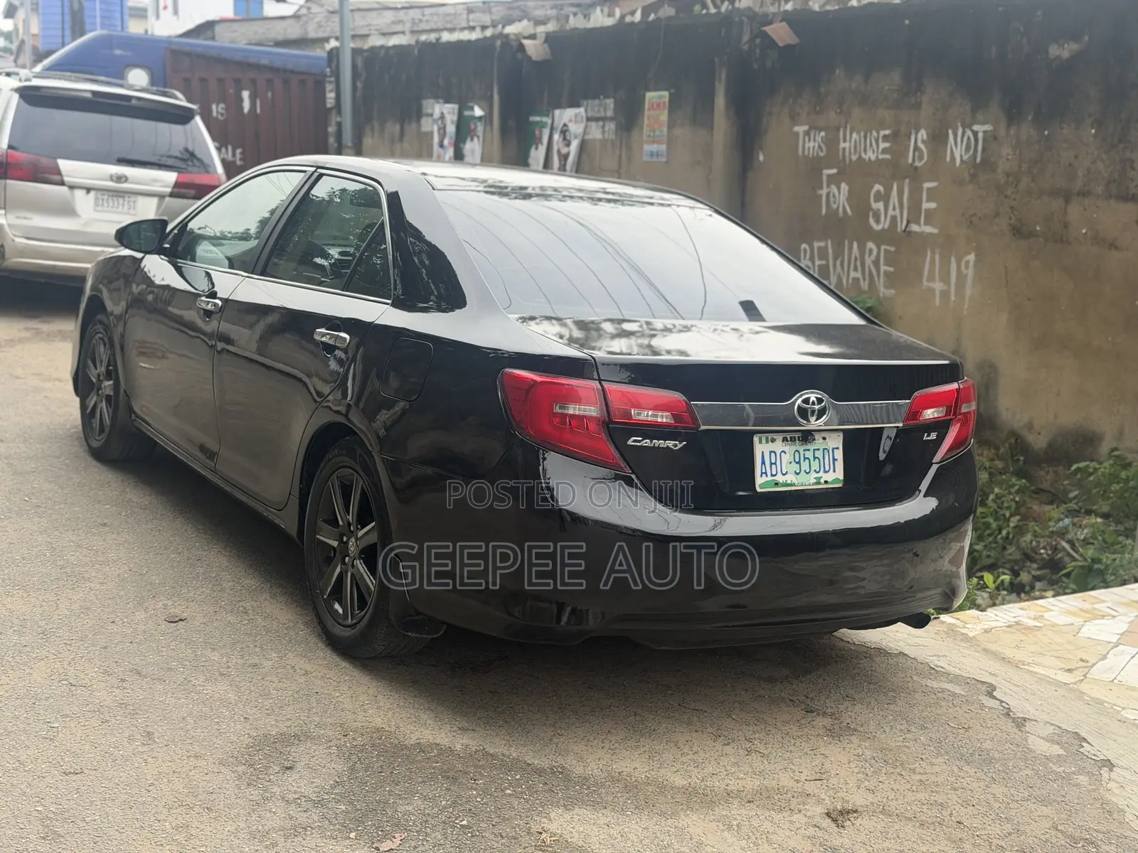 Toyota Camry LE 4dr Sedan (2.5L 4cyl 6A) 2012 Black