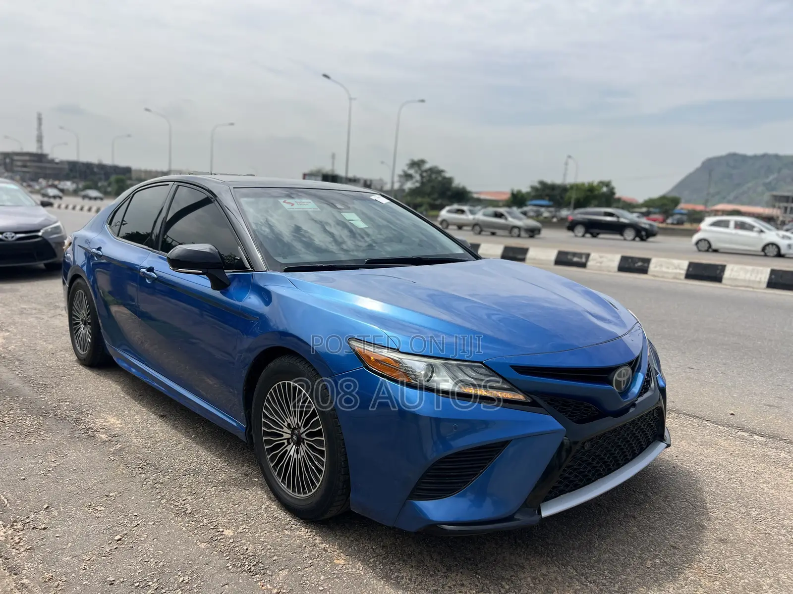 Toyota Camry XSE FWD (2.5L 4cyl 8AM) 2018 Blue