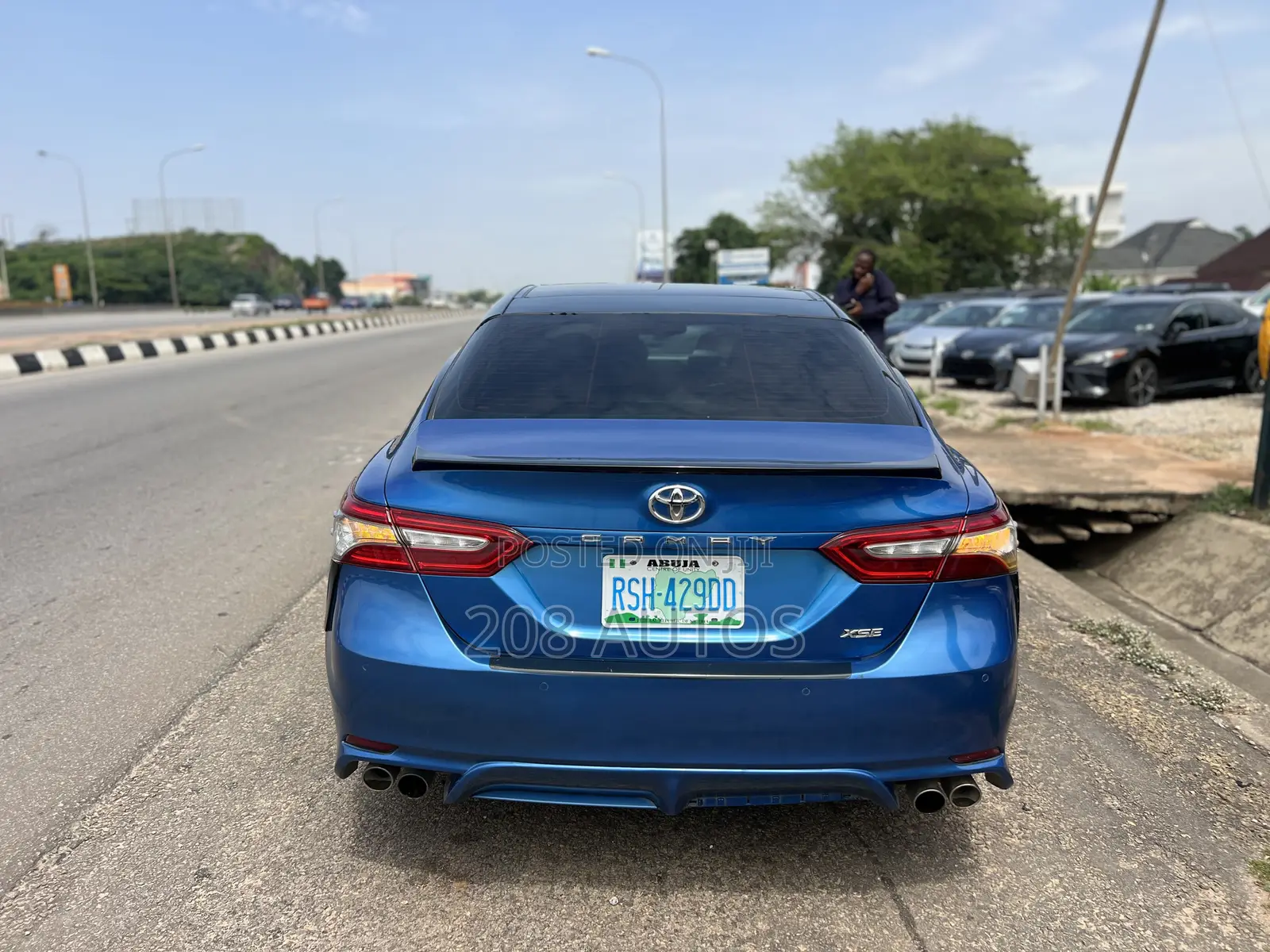 Toyota Camry XSE FWD (2.5L 4cyl 8AM) 2018 Blue