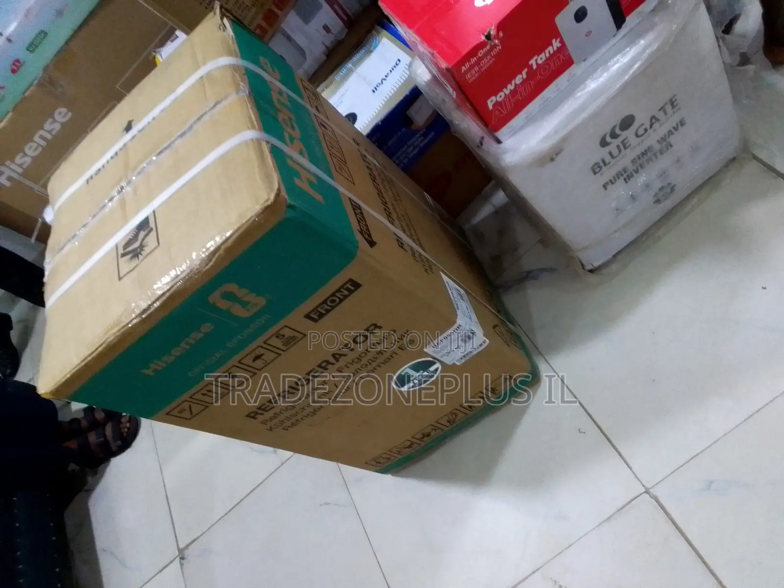 Keep Your Food and Drinks Fresh With the Hisense 90L REF093DRR Refrige