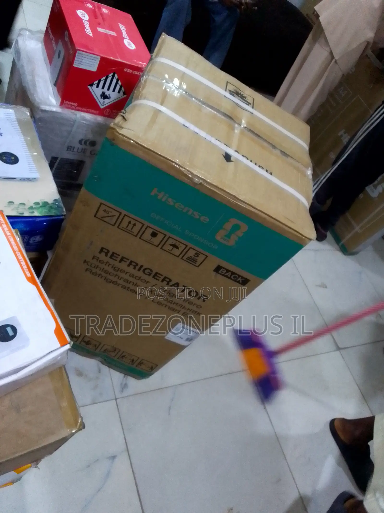 The Hisense REF093DRR 90L Refrigerator Is a Practical Choice for Every