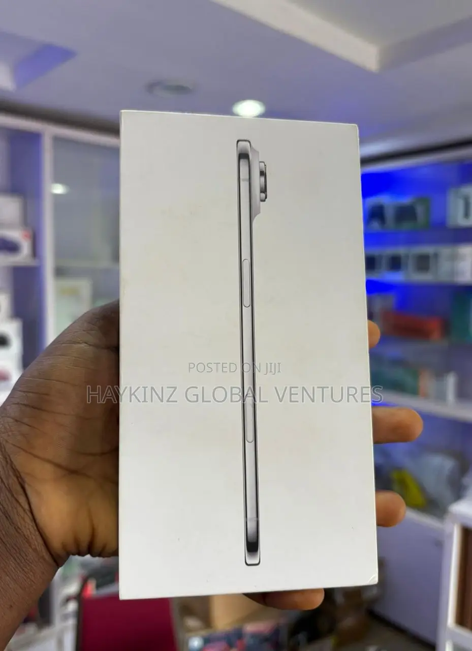 New Apple iPhone Air 256 GB White