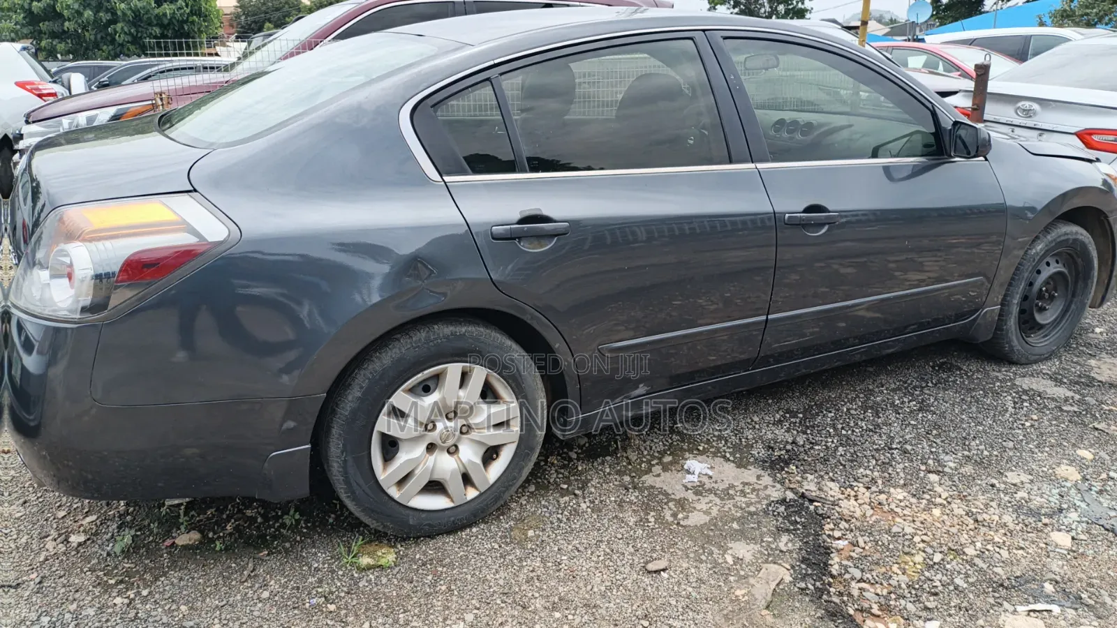 Nissan Altima 2012 Gray