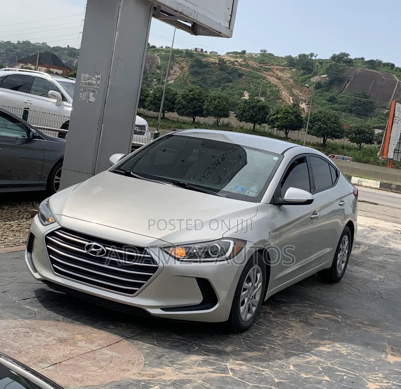 Hyundai Elantra 2017 Silver