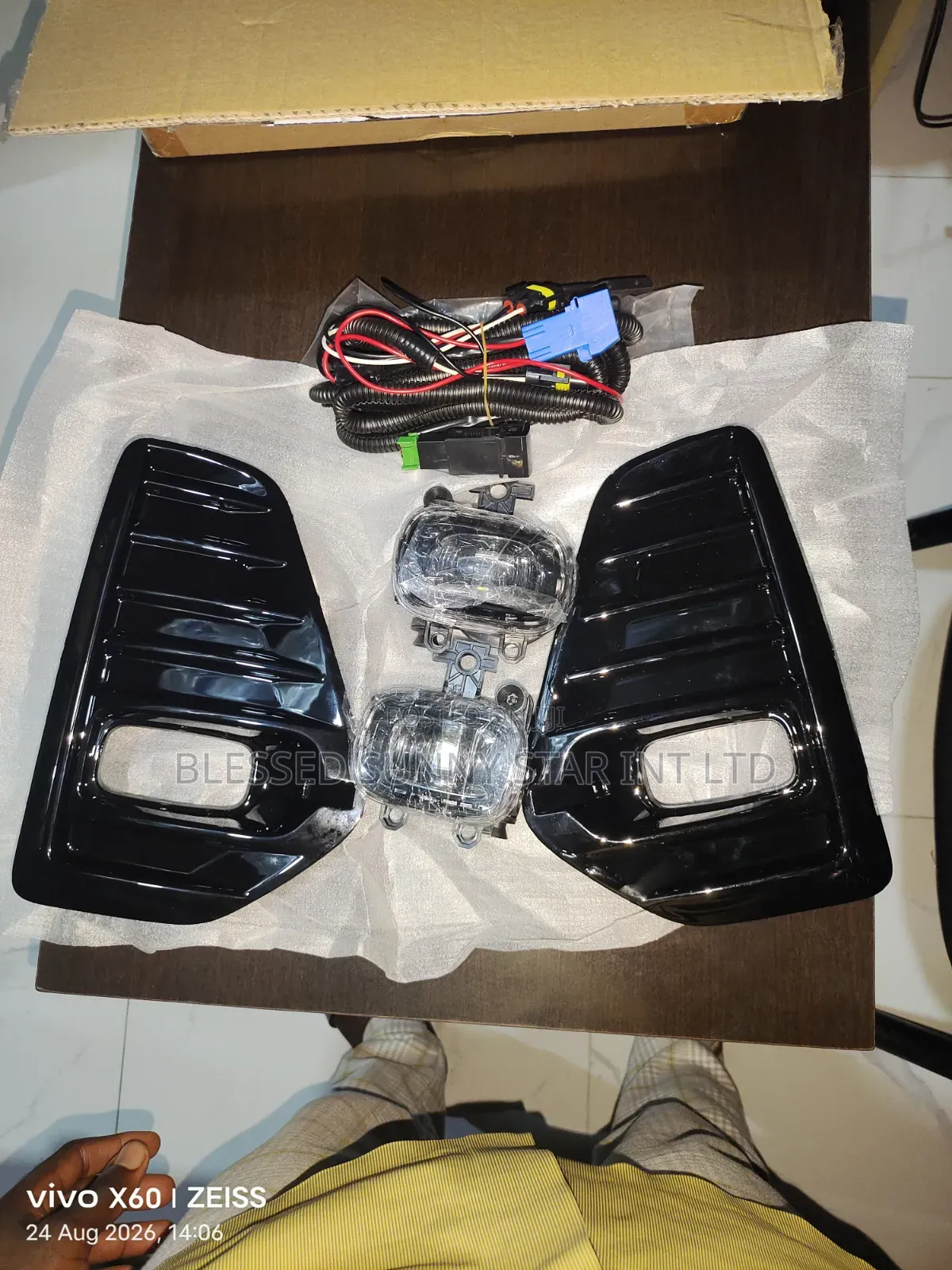 Complete Fog Lamp Nissan Kick