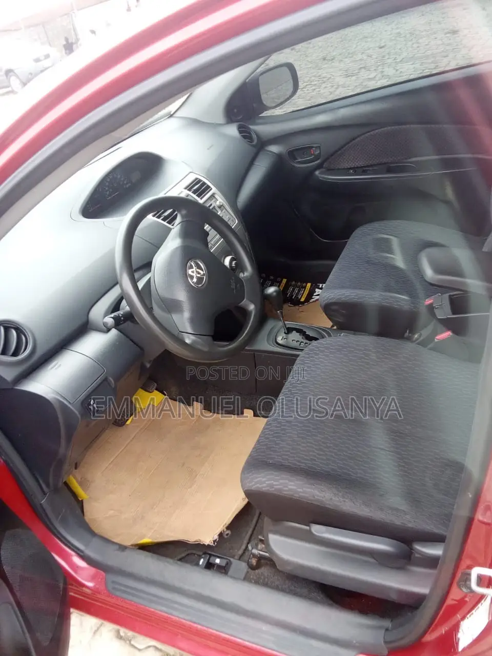 Toyota Yaris 2009 Red
