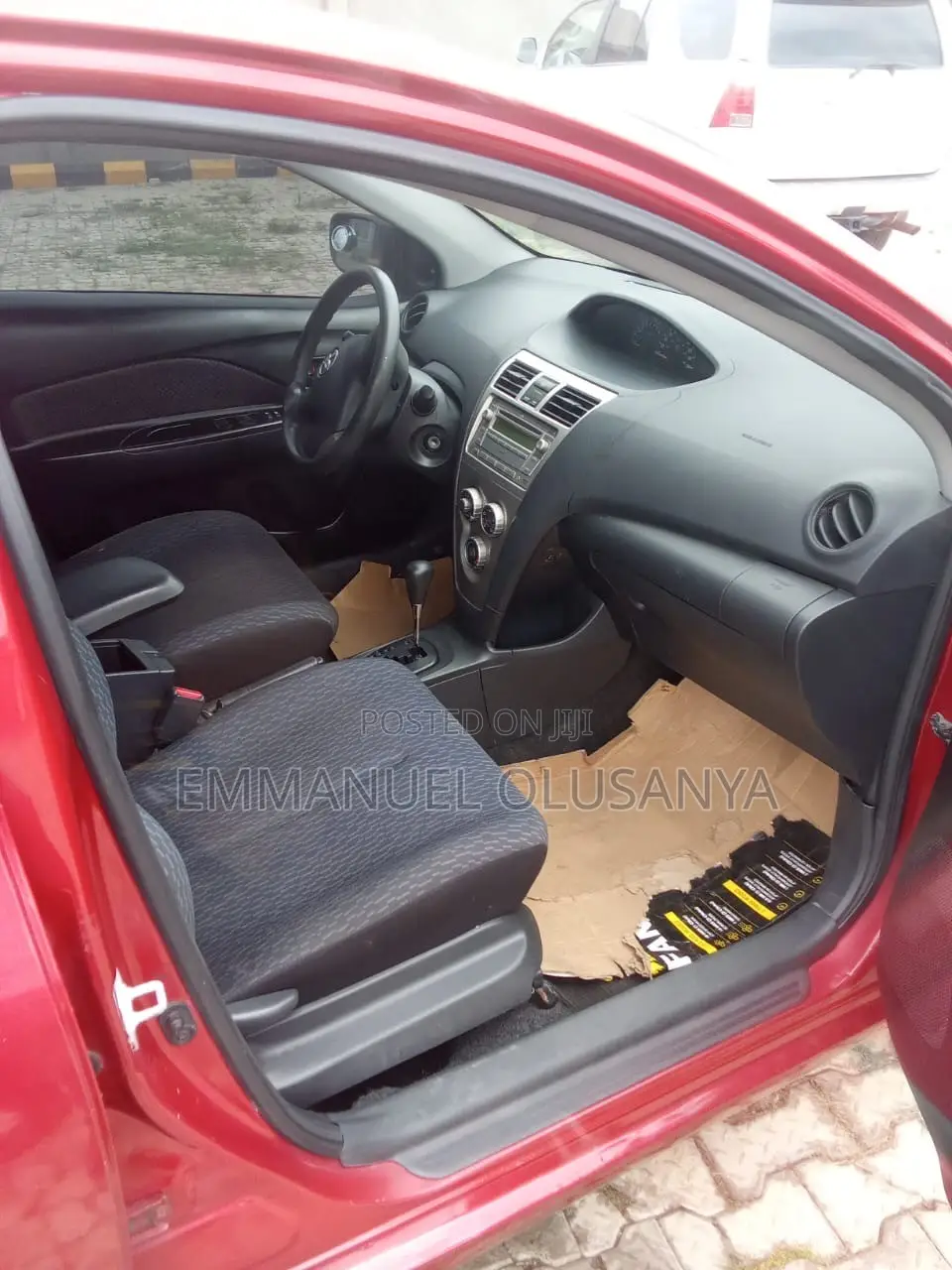 Toyota Yaris 2009 Red
