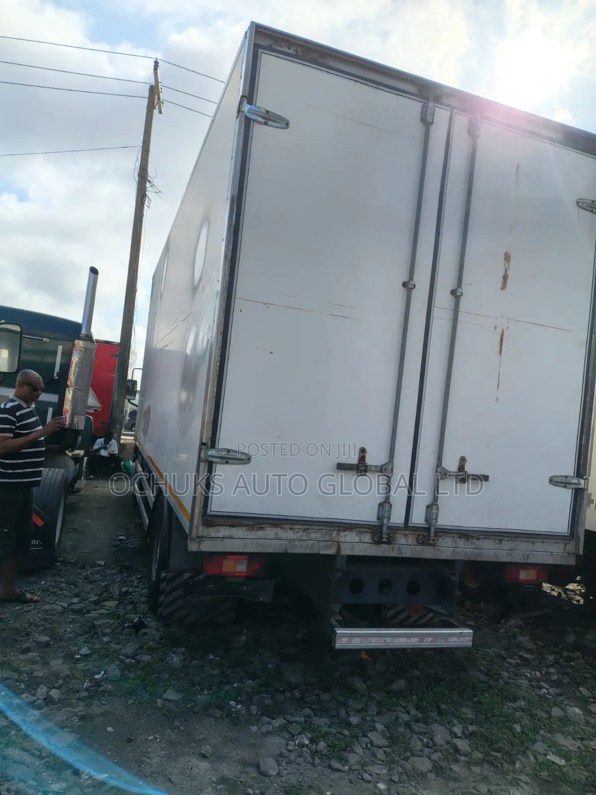 Volvo Container Body 10 Bolts 6 Tyers....