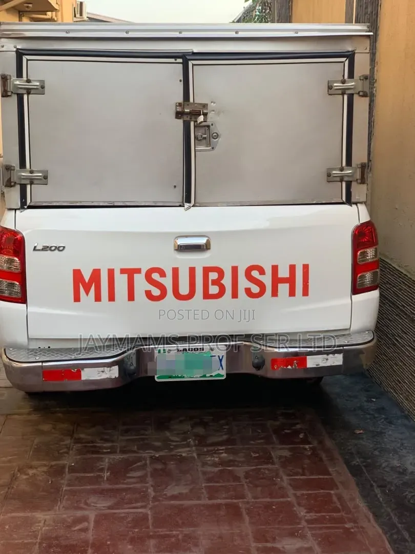 Mitsubishi L200 Double Cab 2.4 154hp 4WD 2019 White