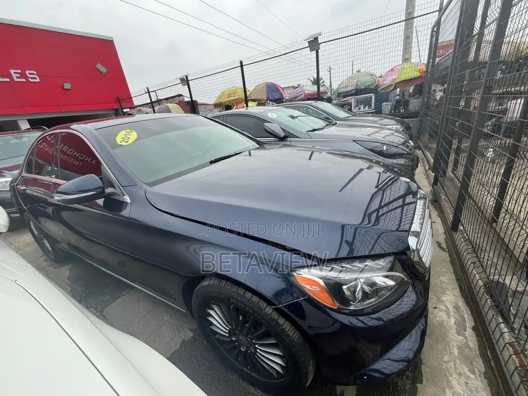 Mercedes-Benz C300 Base 4Matic Sedan AWD (2.0L 4cyl 7A) 2016 Blue