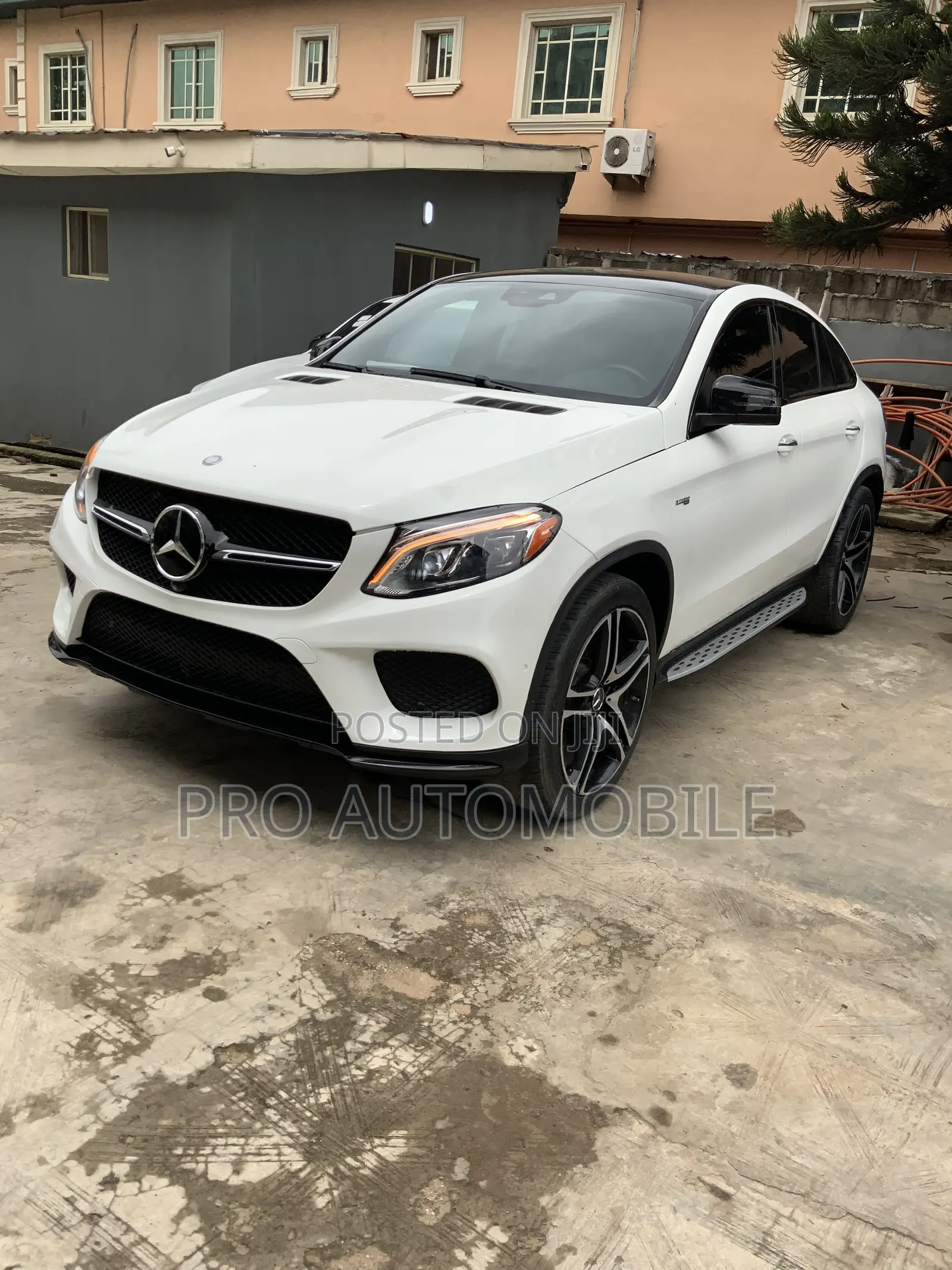 Mercedes-Benz GLE-Class AMG GLE 43 4MATIC 2017 White