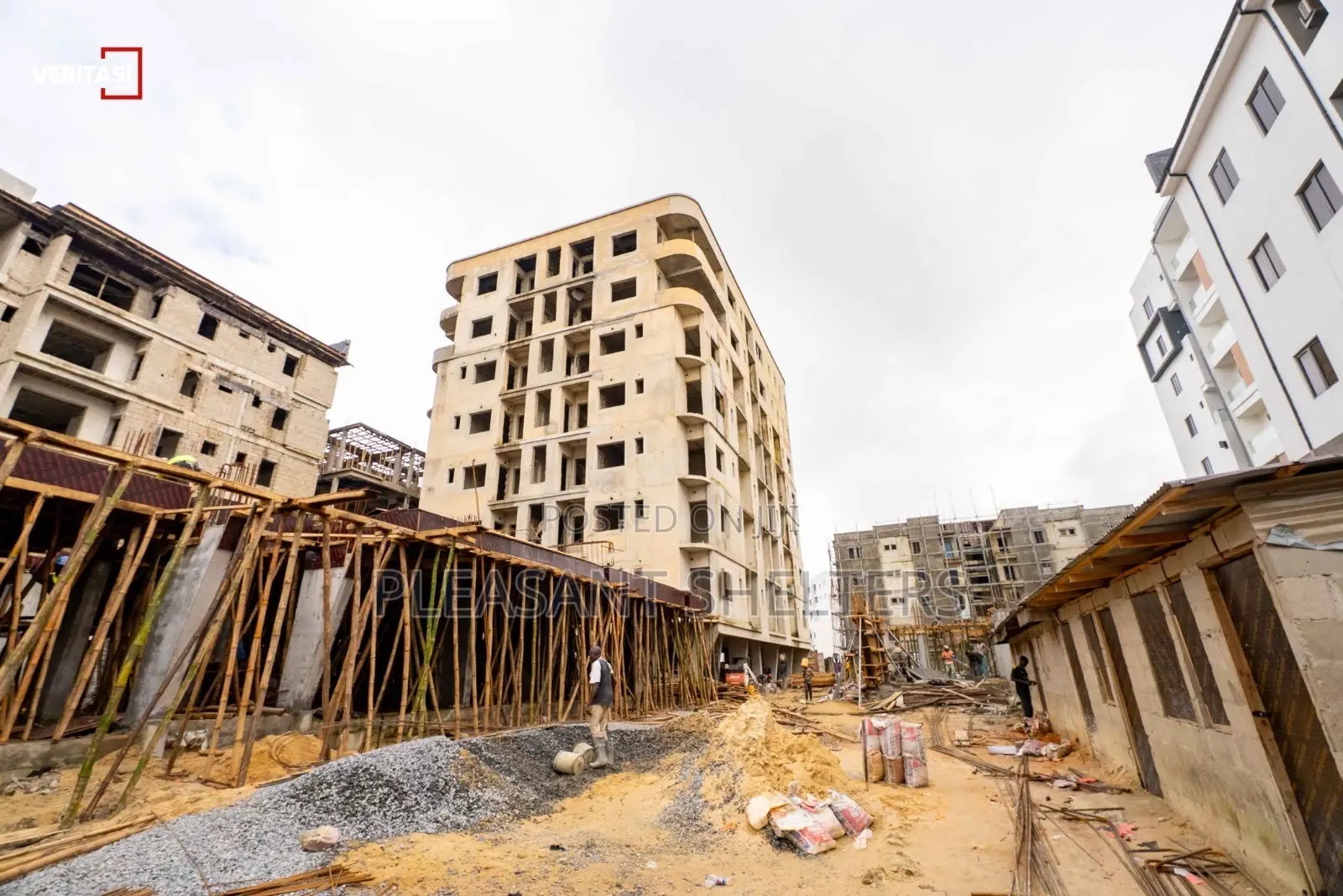 2bdrm Block of Flats in Camberwall Advantage, Ikate for sale