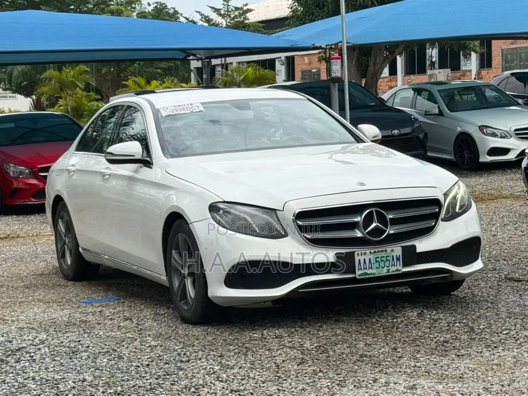 Mercedes-Benz E300 2017 White