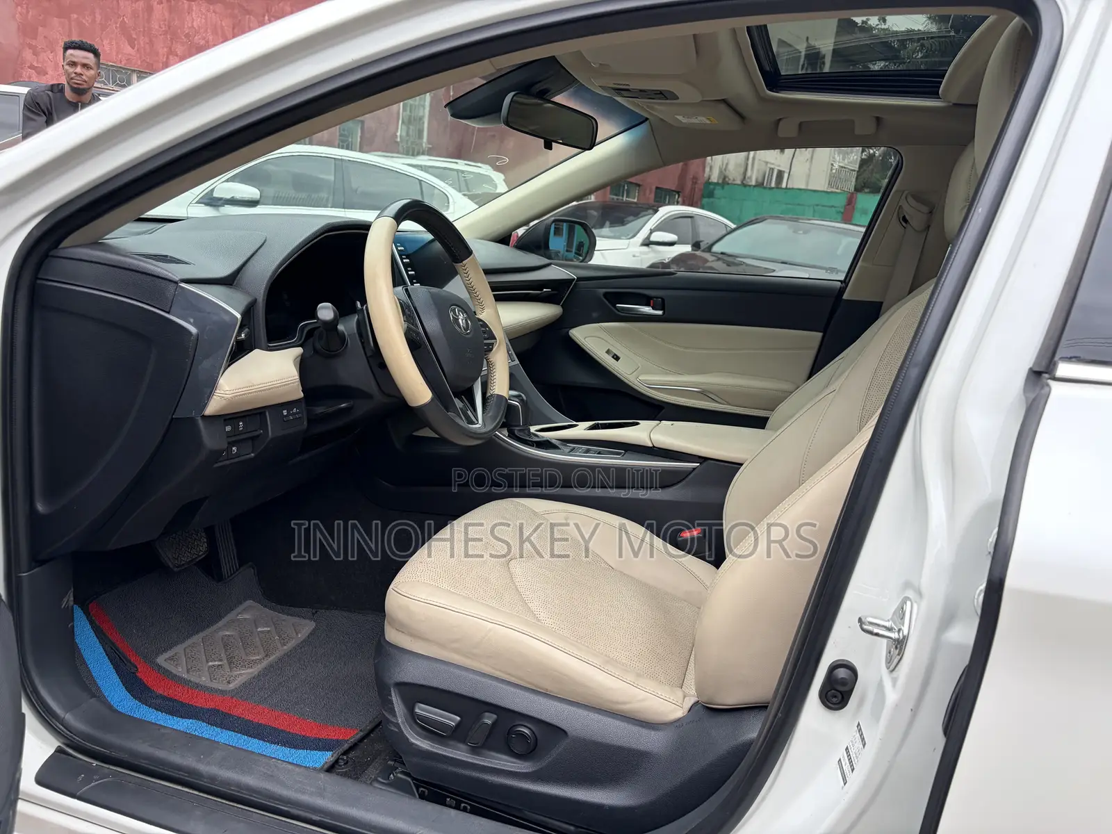 Toyota Avalon 2021 White