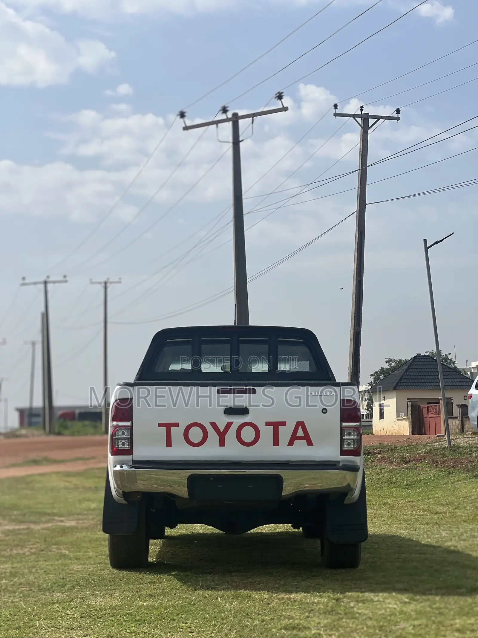 Toyota Hilux 2.0 VVT-i 2011 White