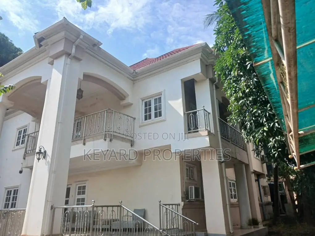 5bdrm Duplex in Life Camp for sale