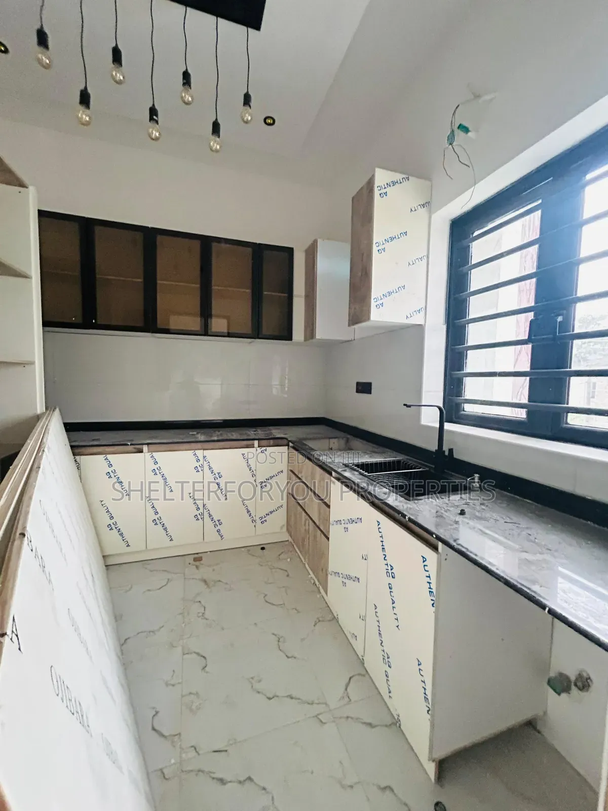 2bdrm Apartment in Lekki Phase 1 for sale