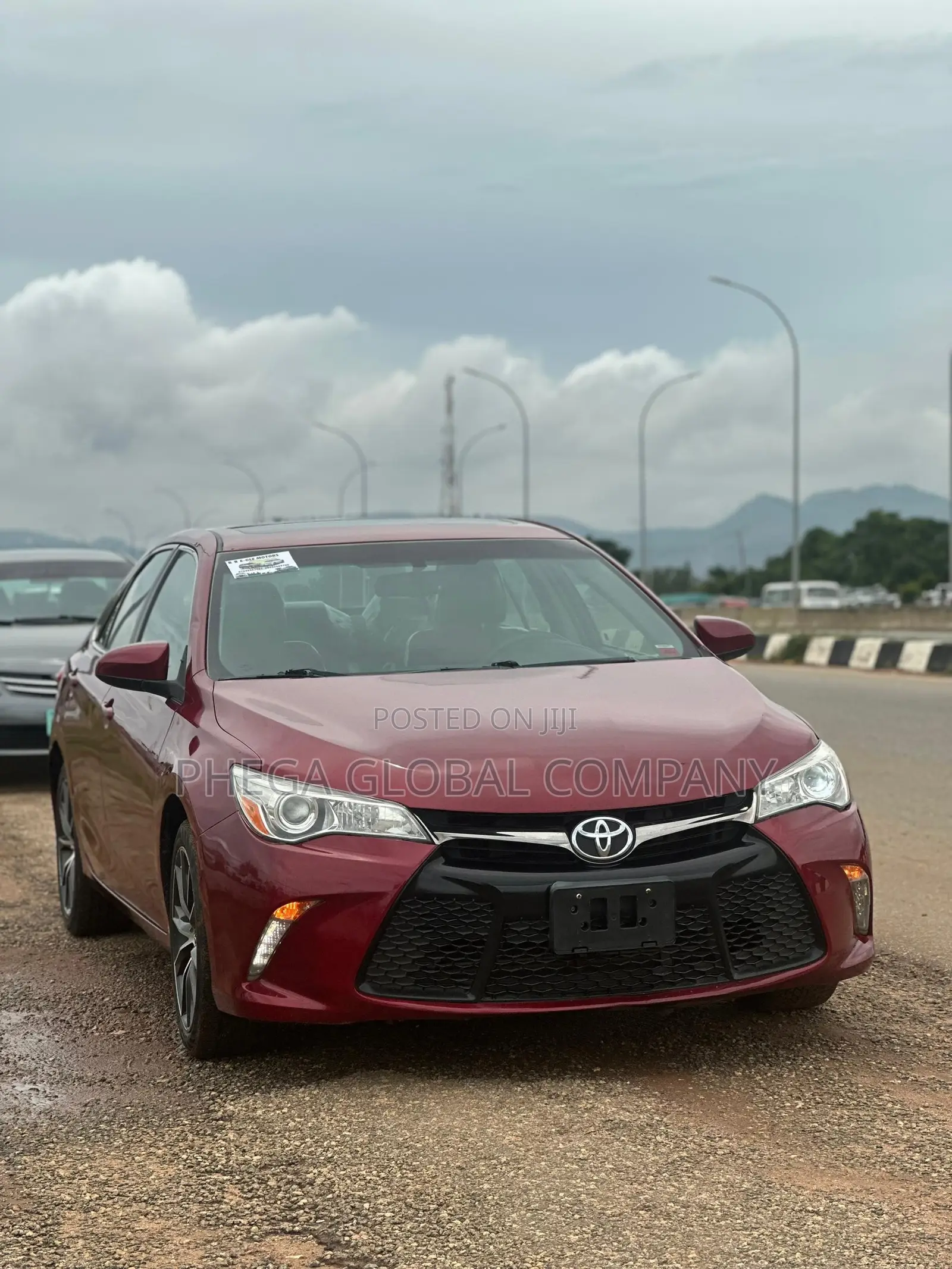 Toyota Camry XSE 4dr Sedan (2.5L 4cyl 6A) 2015 Red