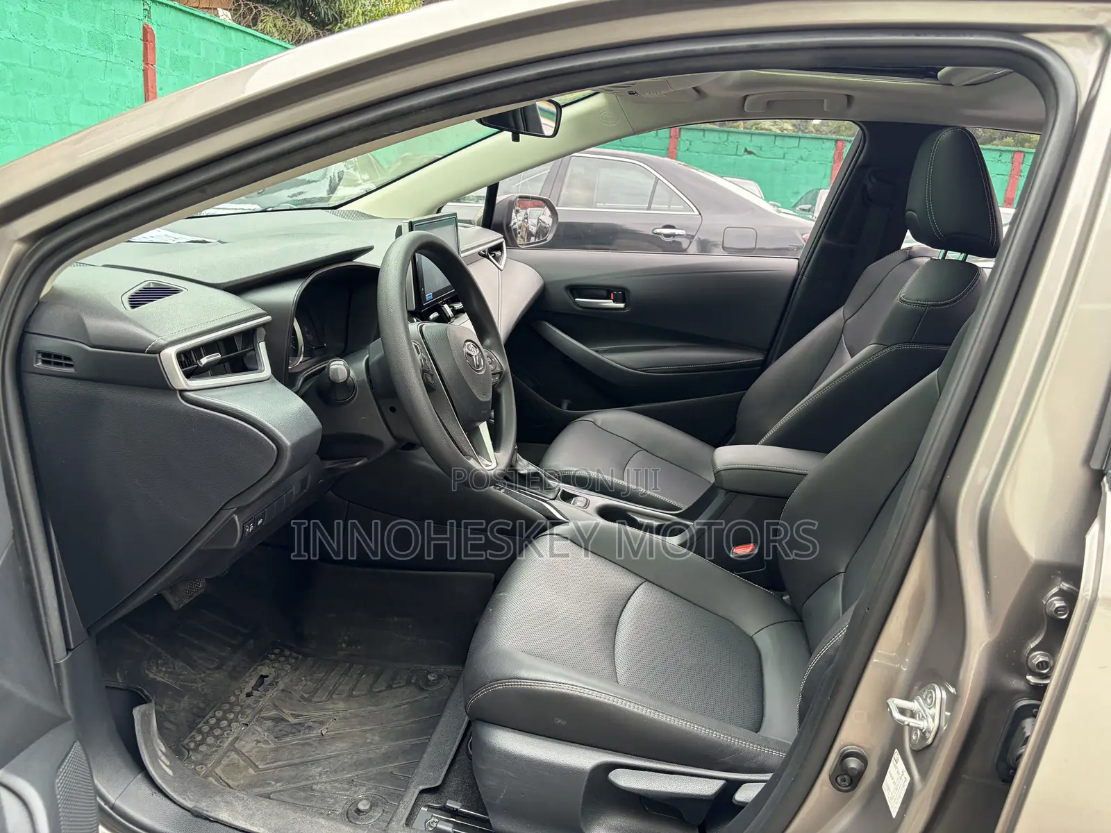 Toyota Corolla 2021 Gold