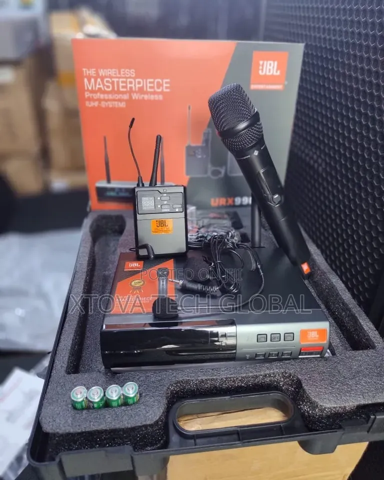 JBL URX9900 Professional UHF Wireless Microphone System