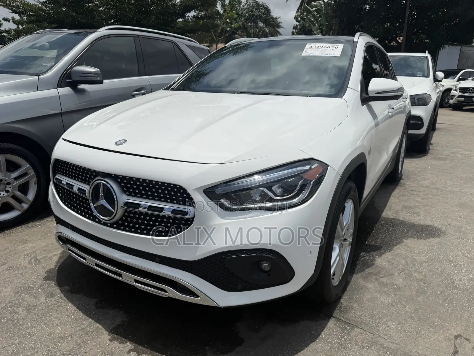 Mercedes-Benz GLA 250 2021 White
