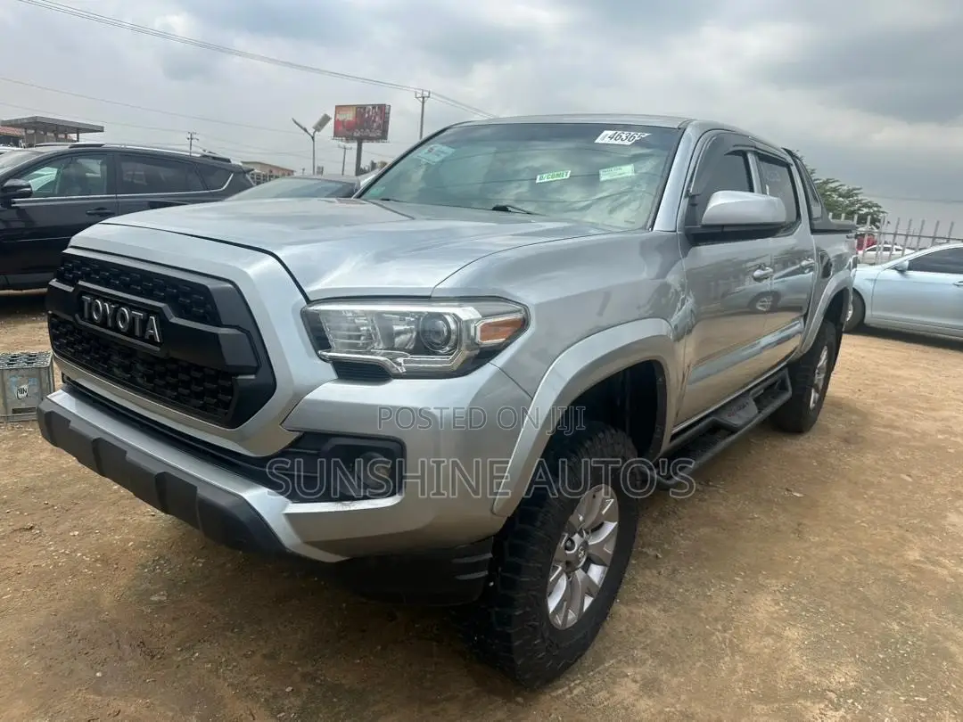 Toyota Tacoma 2015 Gray