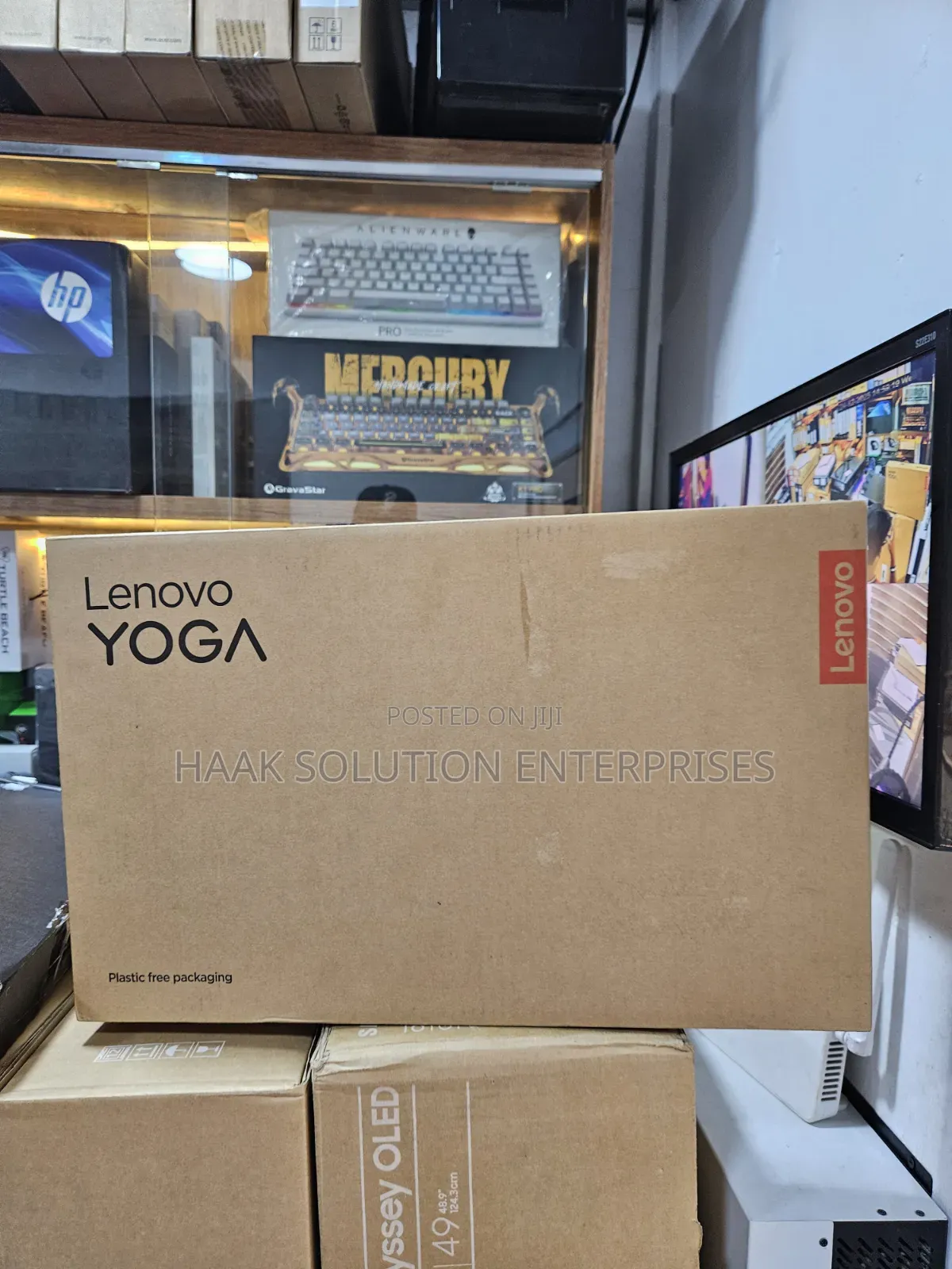 New Laptop Lenovo Yoga 7i 16GB Intel Core Ultra 7 SSD 1T