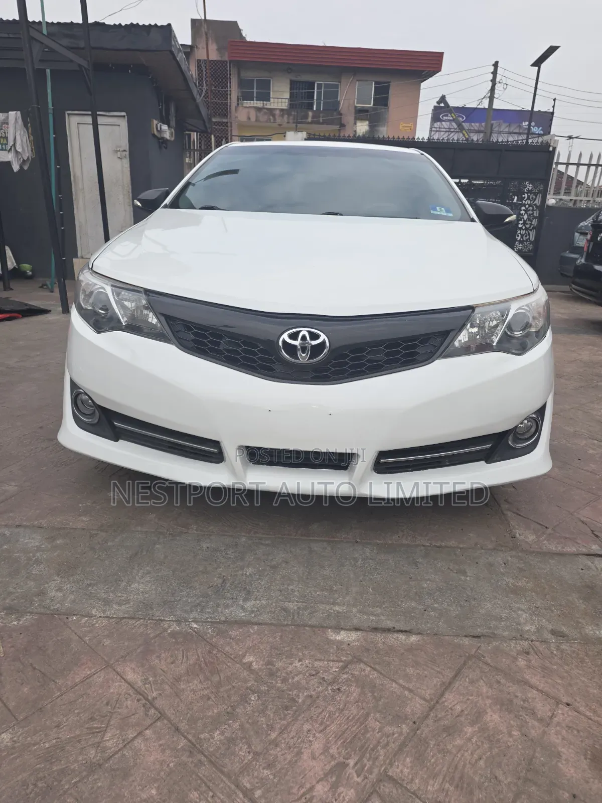 Toyota Camry 2014 White