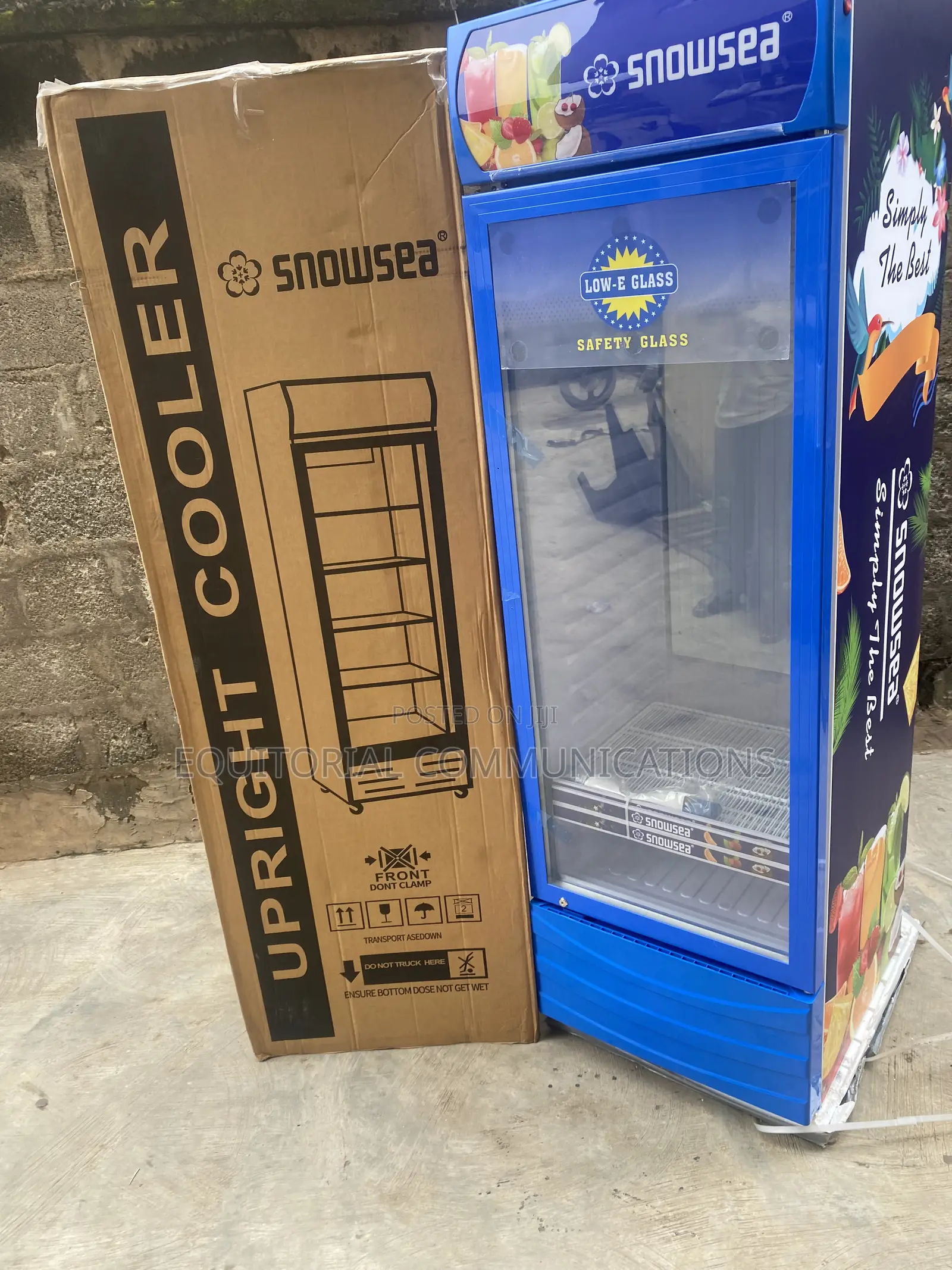 SnowSea Upright Display Chiller LC-500W