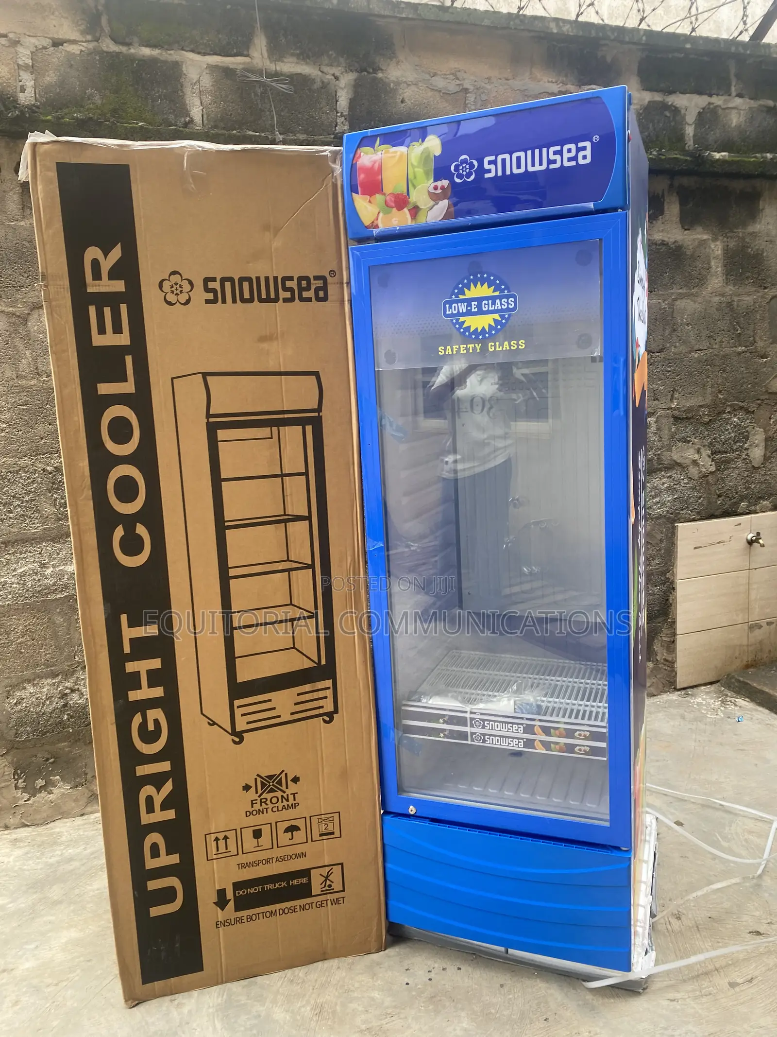 SnowSea LC-500W Retail Beverage Cooler