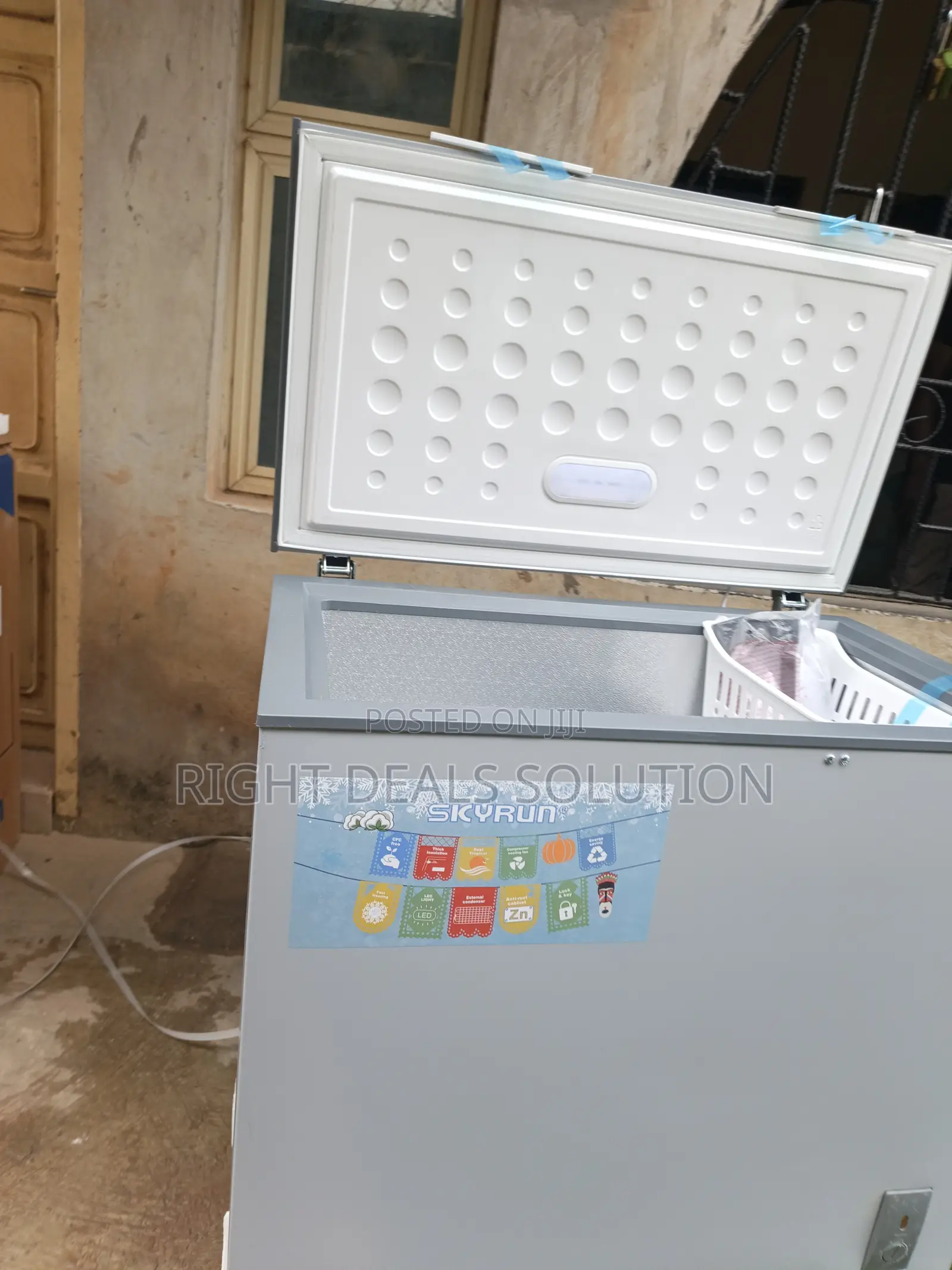 A Handy Freezer for Your Home or Store – Skyrun BD 200A Is the Best