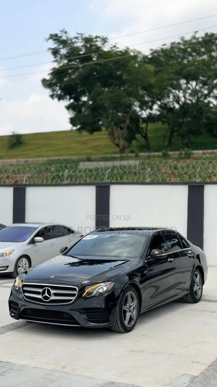 Mercedes-Benz E400 2018 Black