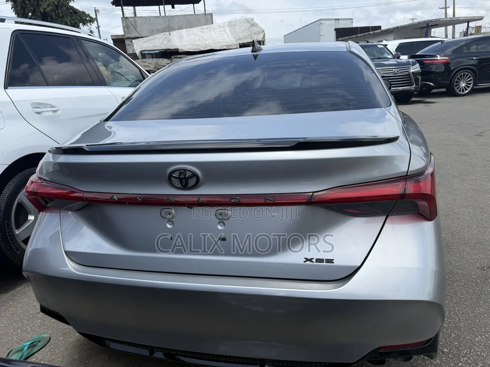 Toyota Avalon 2021 Silver