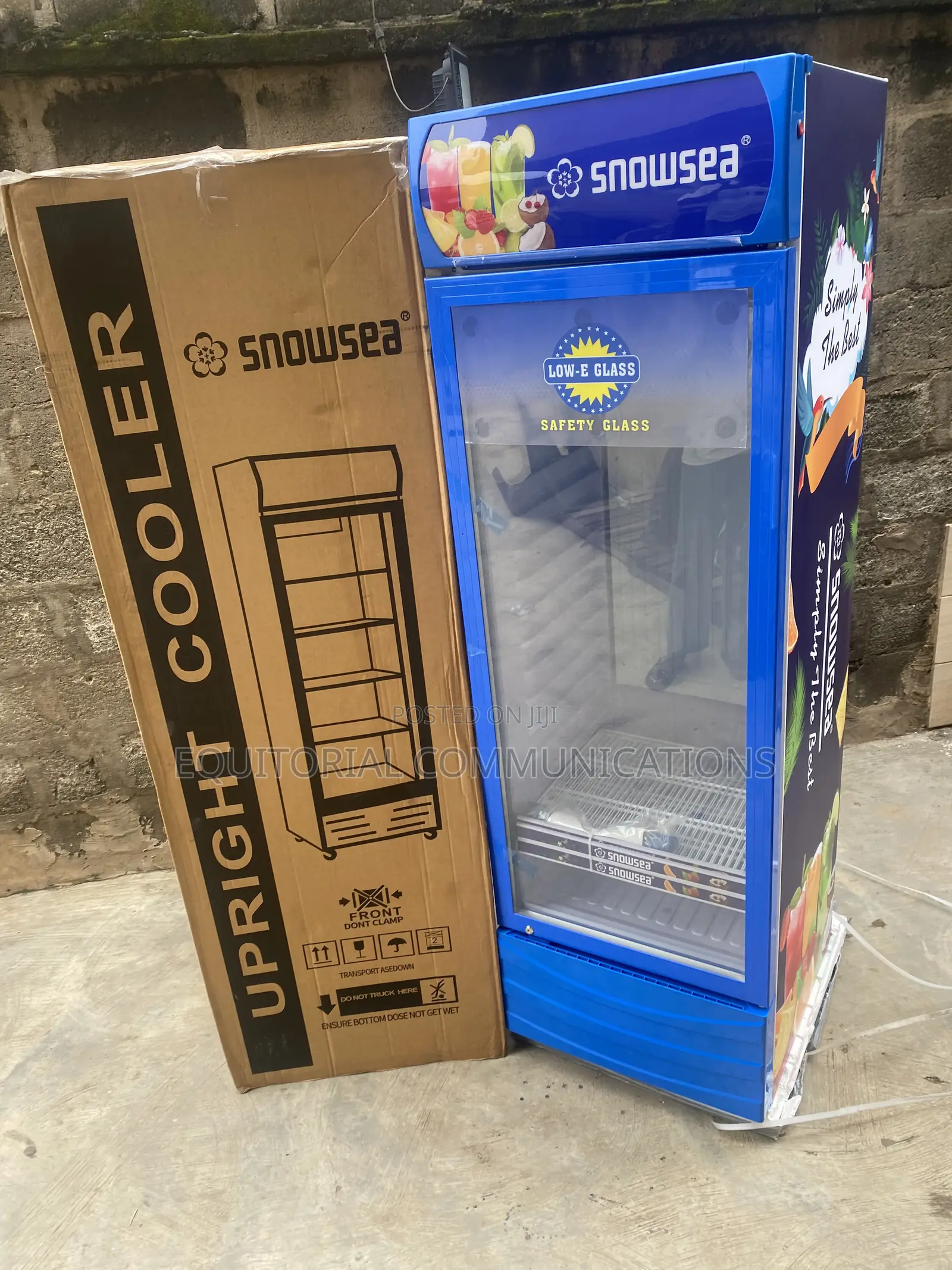 SnowSea LC-500W Retail Refrigerated Cabinet
