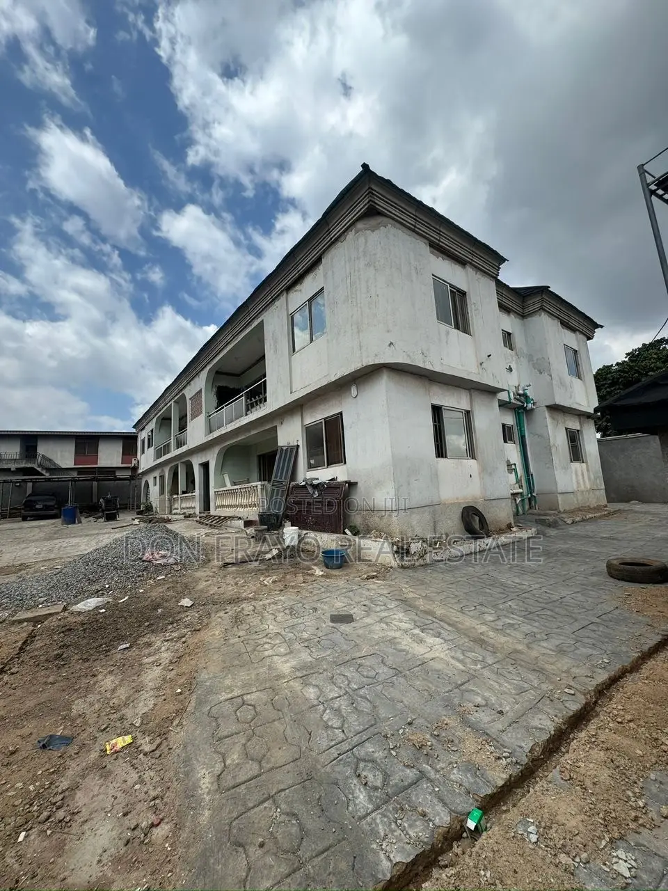 3bdrm Apartment in Isopako Bodija for rent