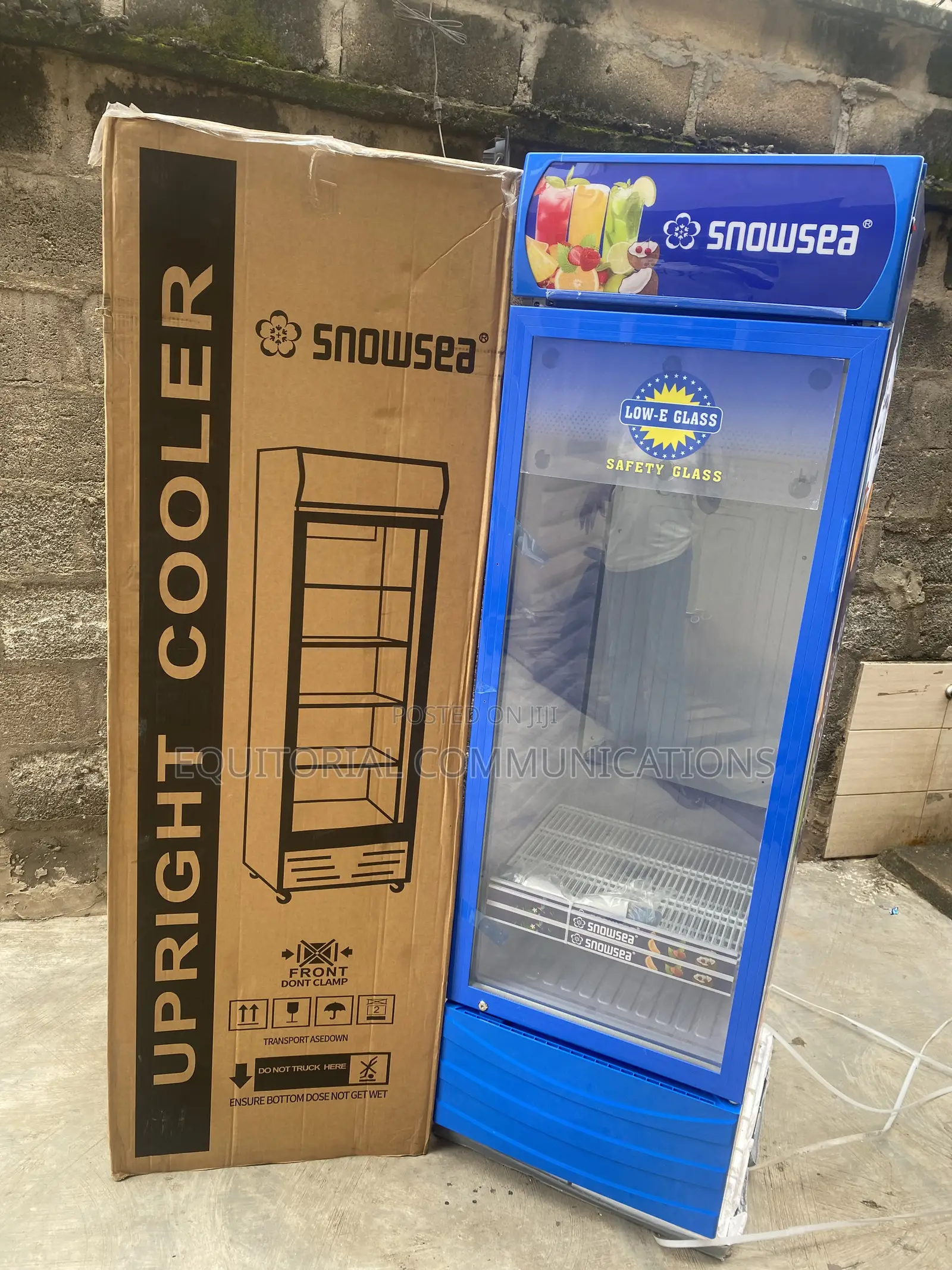 SnowSea Upright Chilled Display Cabinet 500L